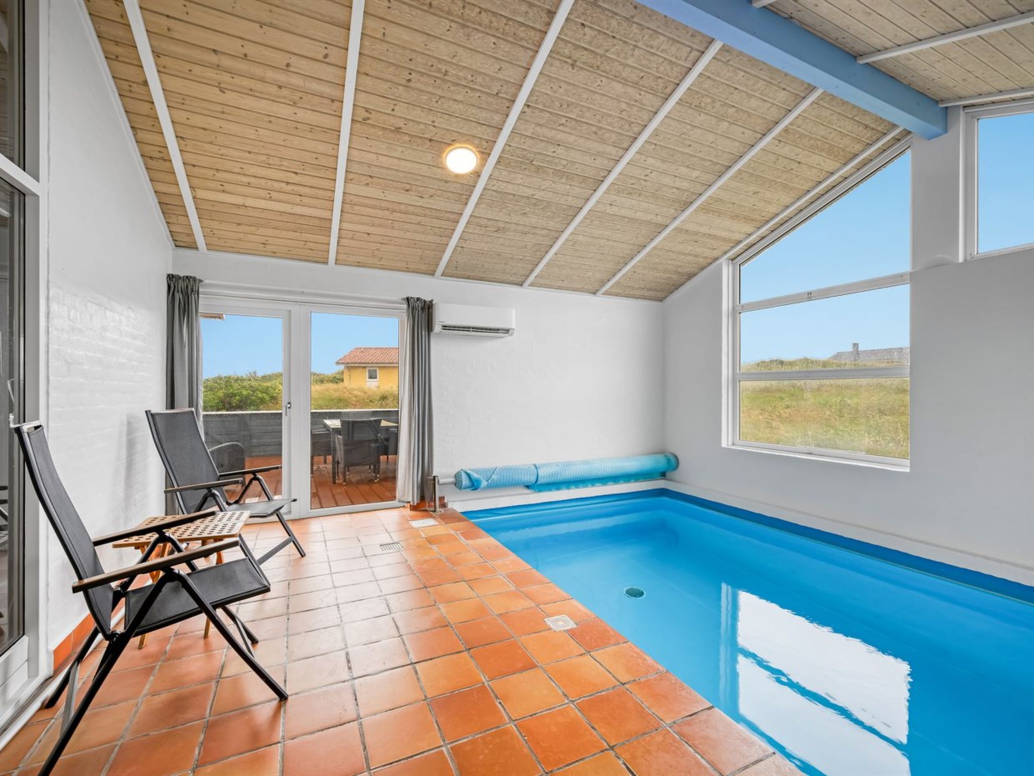"Petkana" - 700m from the sea-Buiten