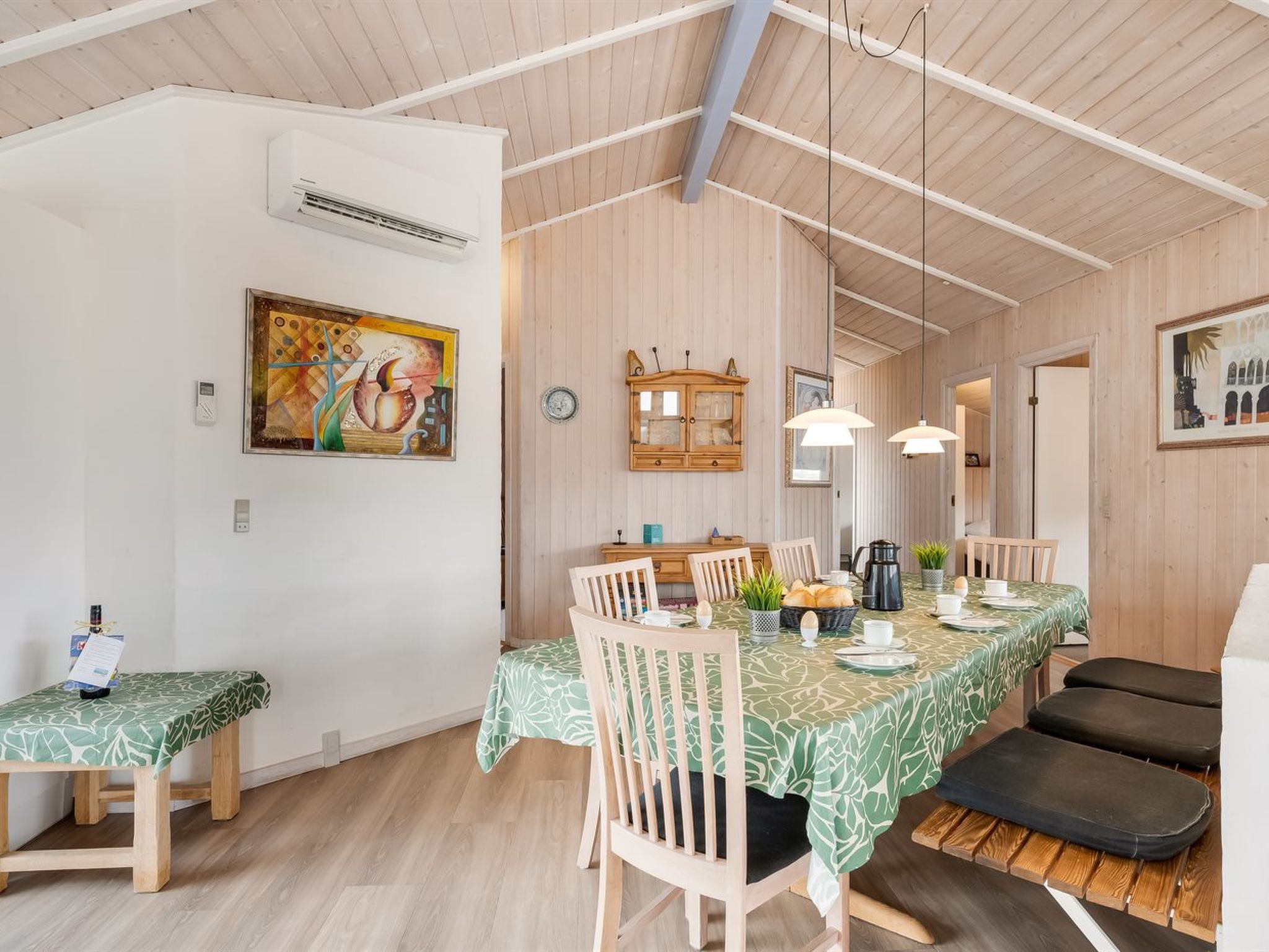 "Petkana" - 700m from the sea - Binnen