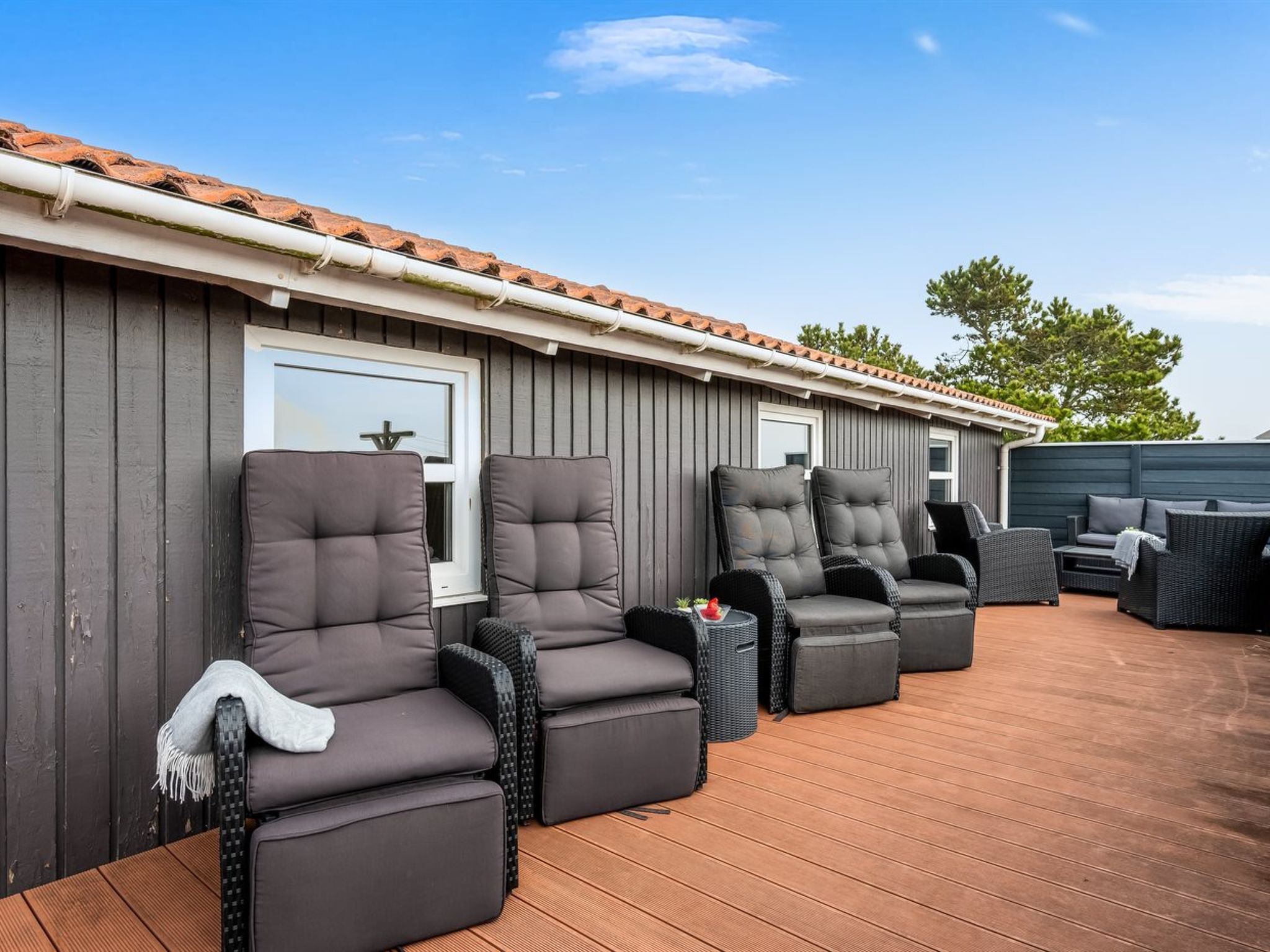 "Petkana" - 700m from the sea - Buiten