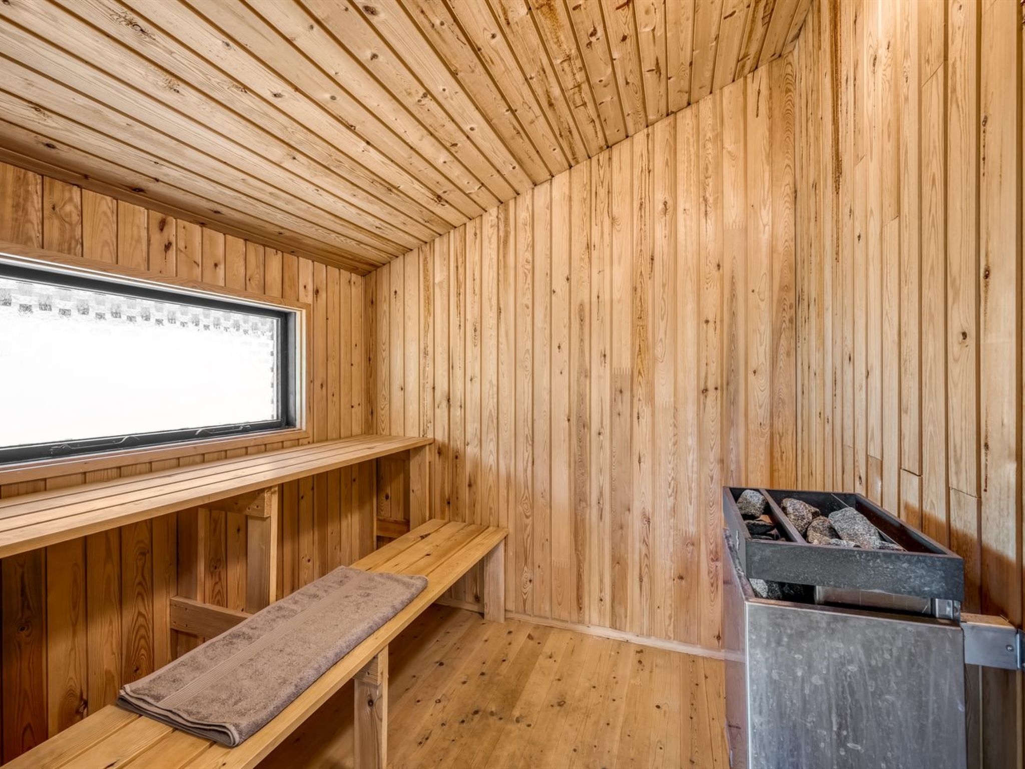 "Borghild" - 1.5km from the sea - Inside
