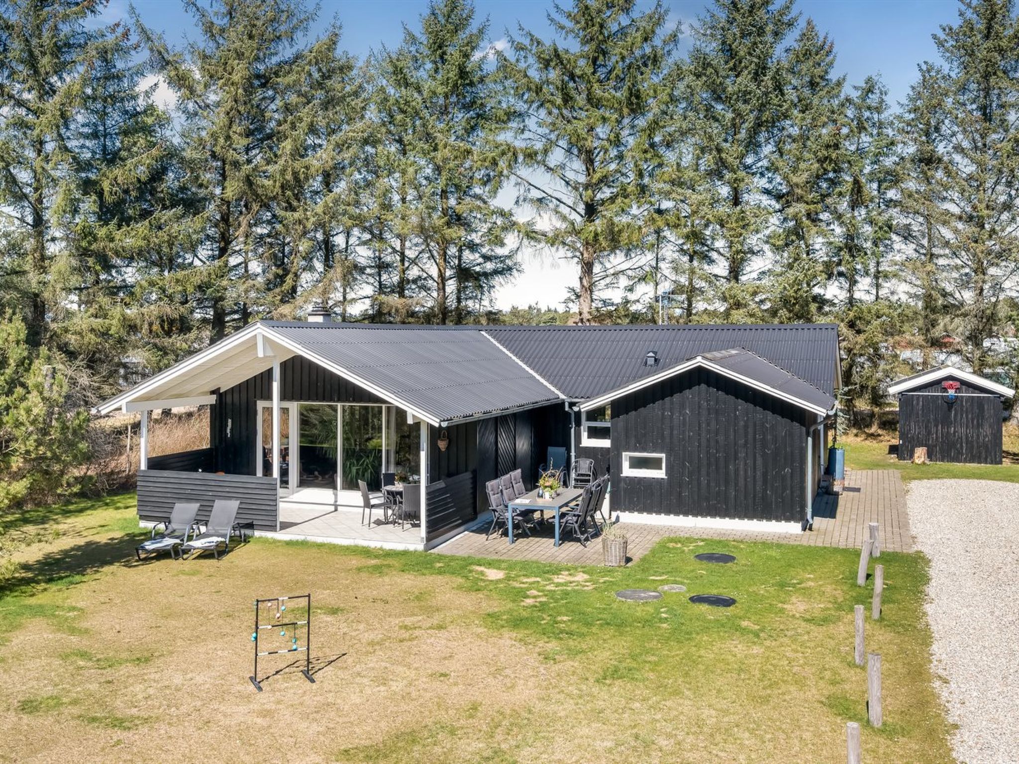 "Sora" - 2km from the sea