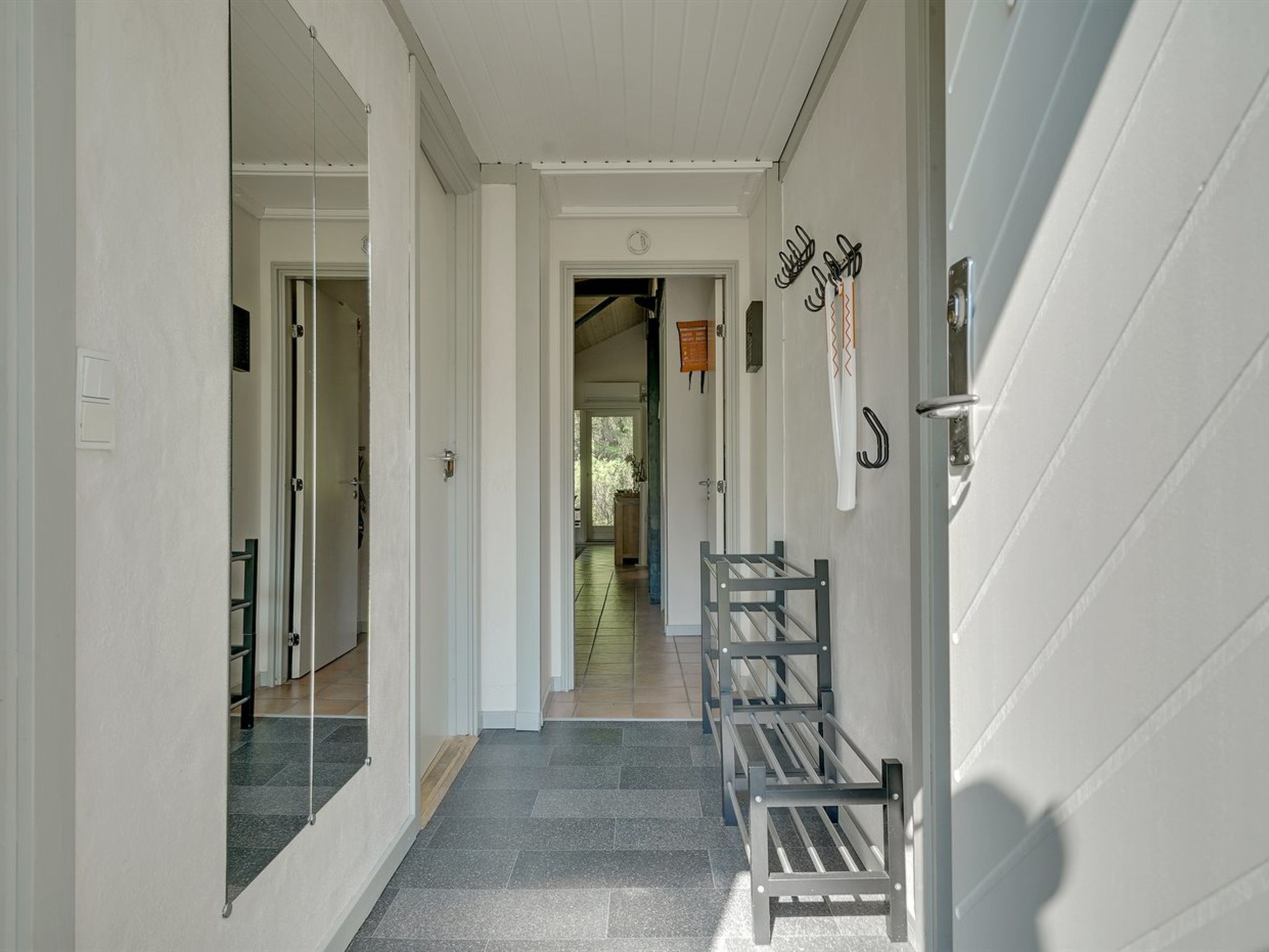 "Sora" - 2km from the sea-Binnen