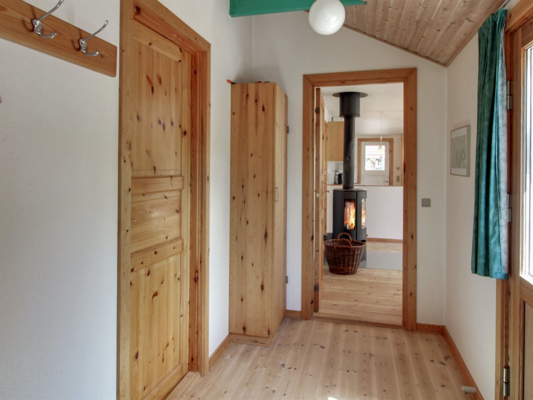 "Ahti" - 900m from the sea - Dedans