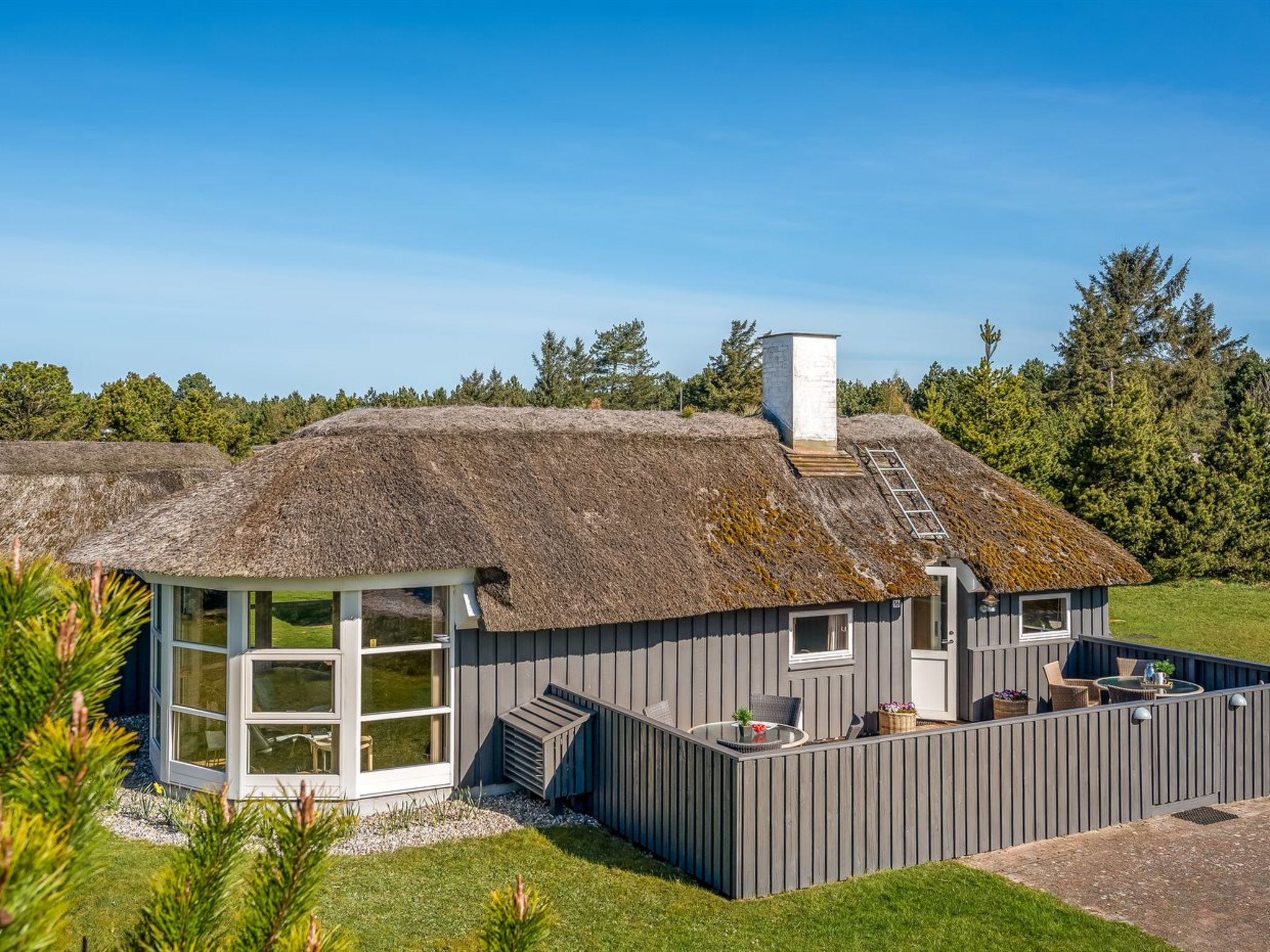 "Ansine" - 1.2km from the sea