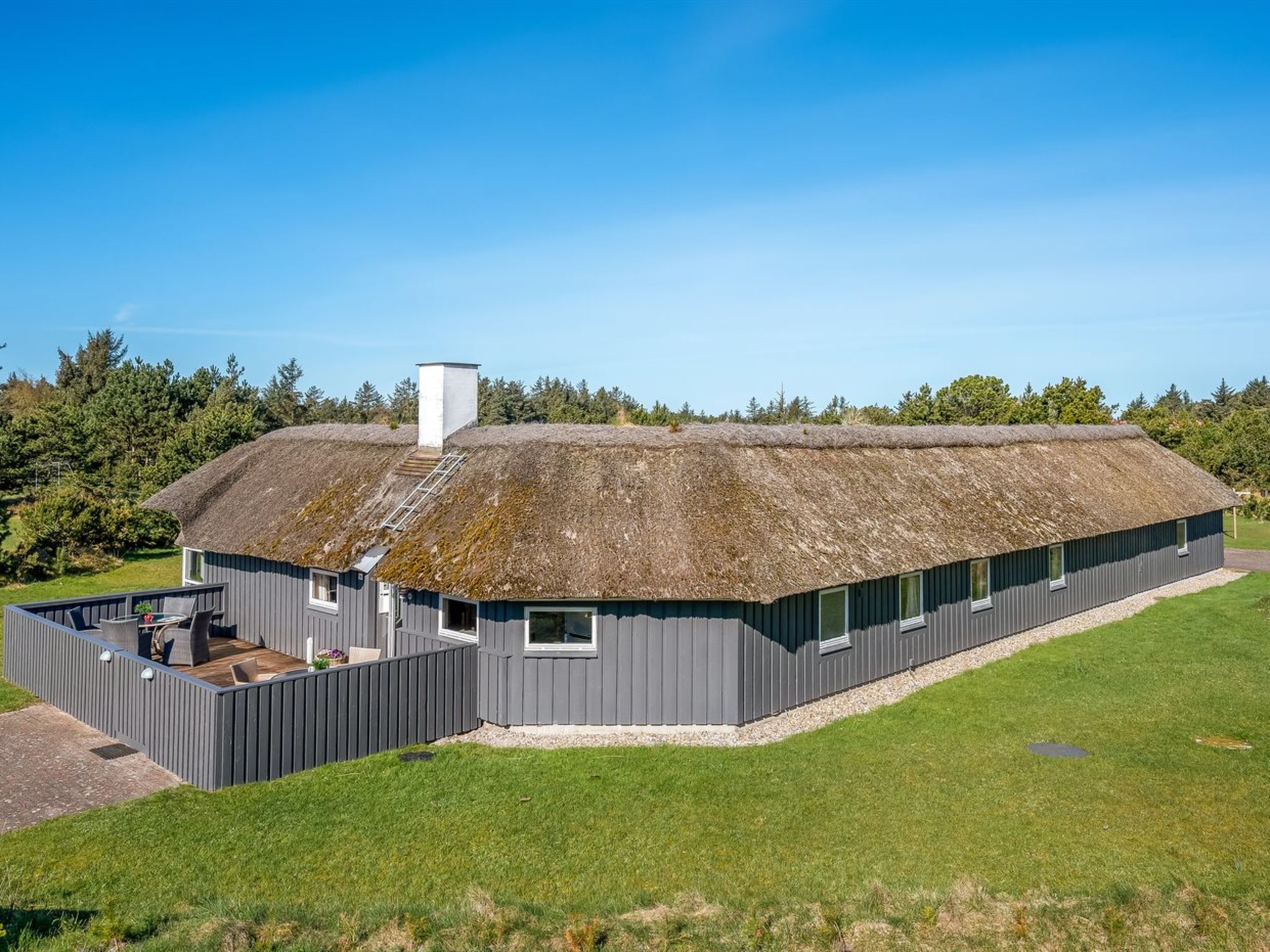 "Ansine" - 1.2km from the sea - Outside
