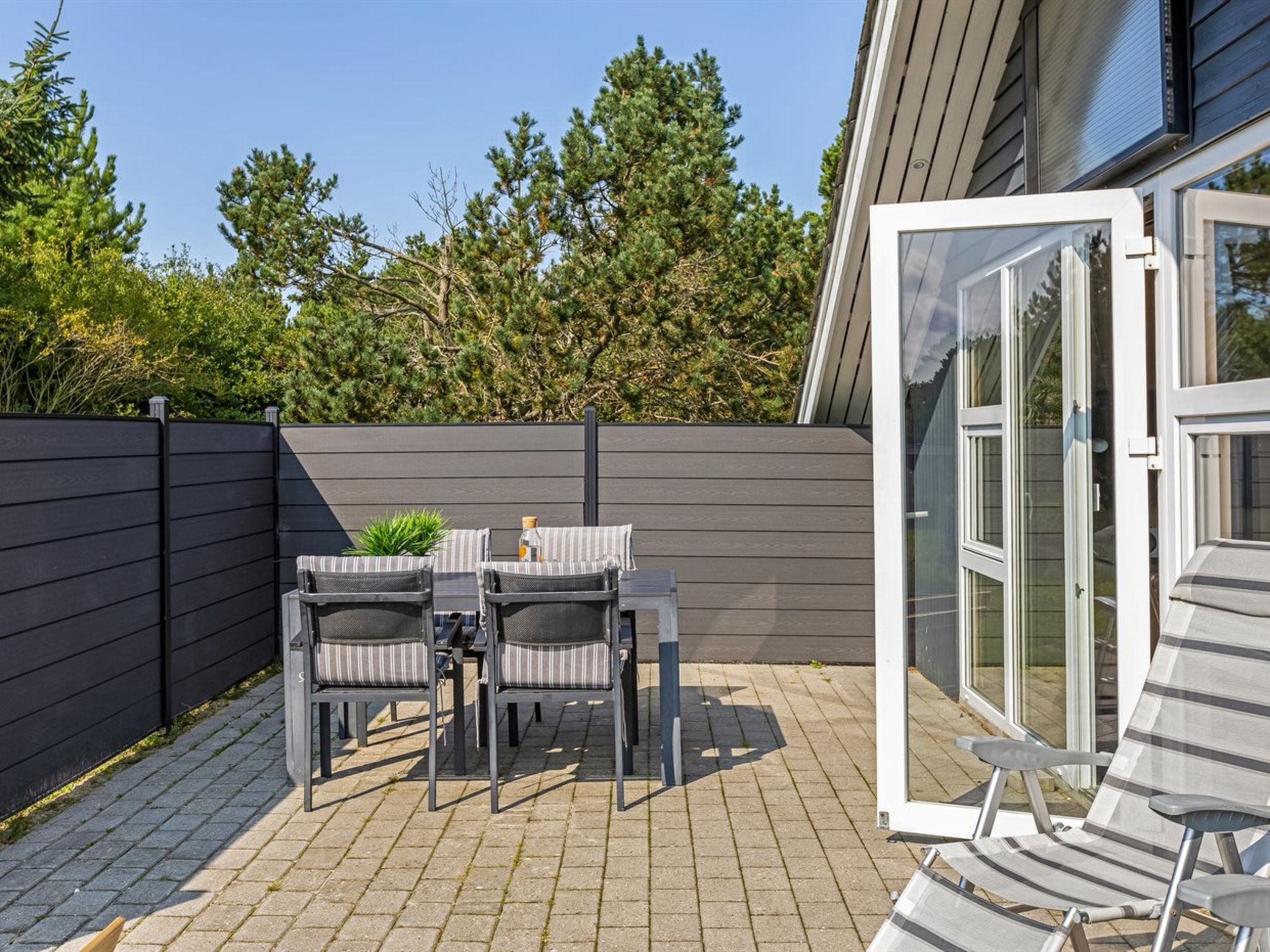 "Sanelma" - 900m from the sea - Buiten