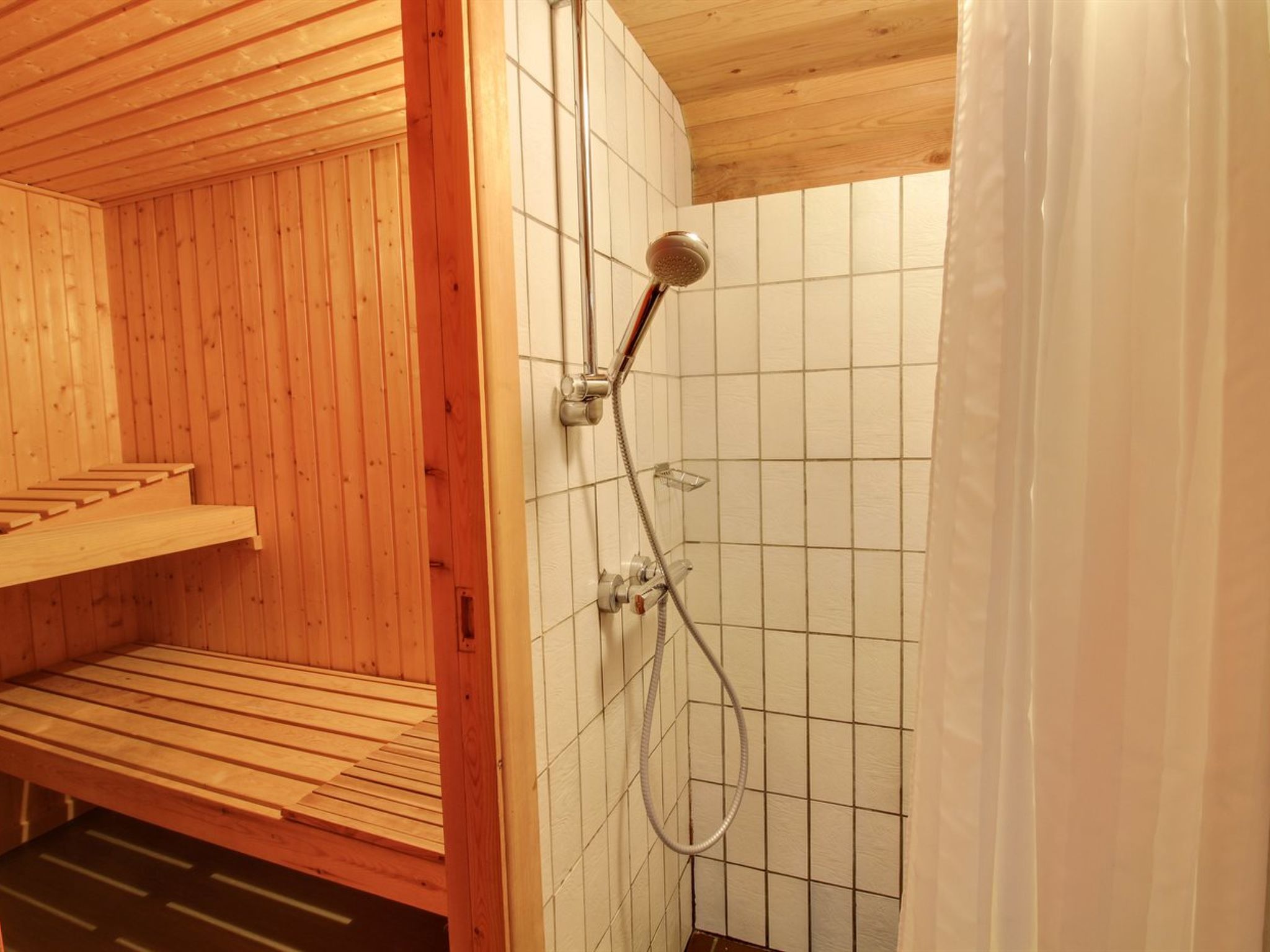 "Tofi" - 400m from the sea-Drinnen