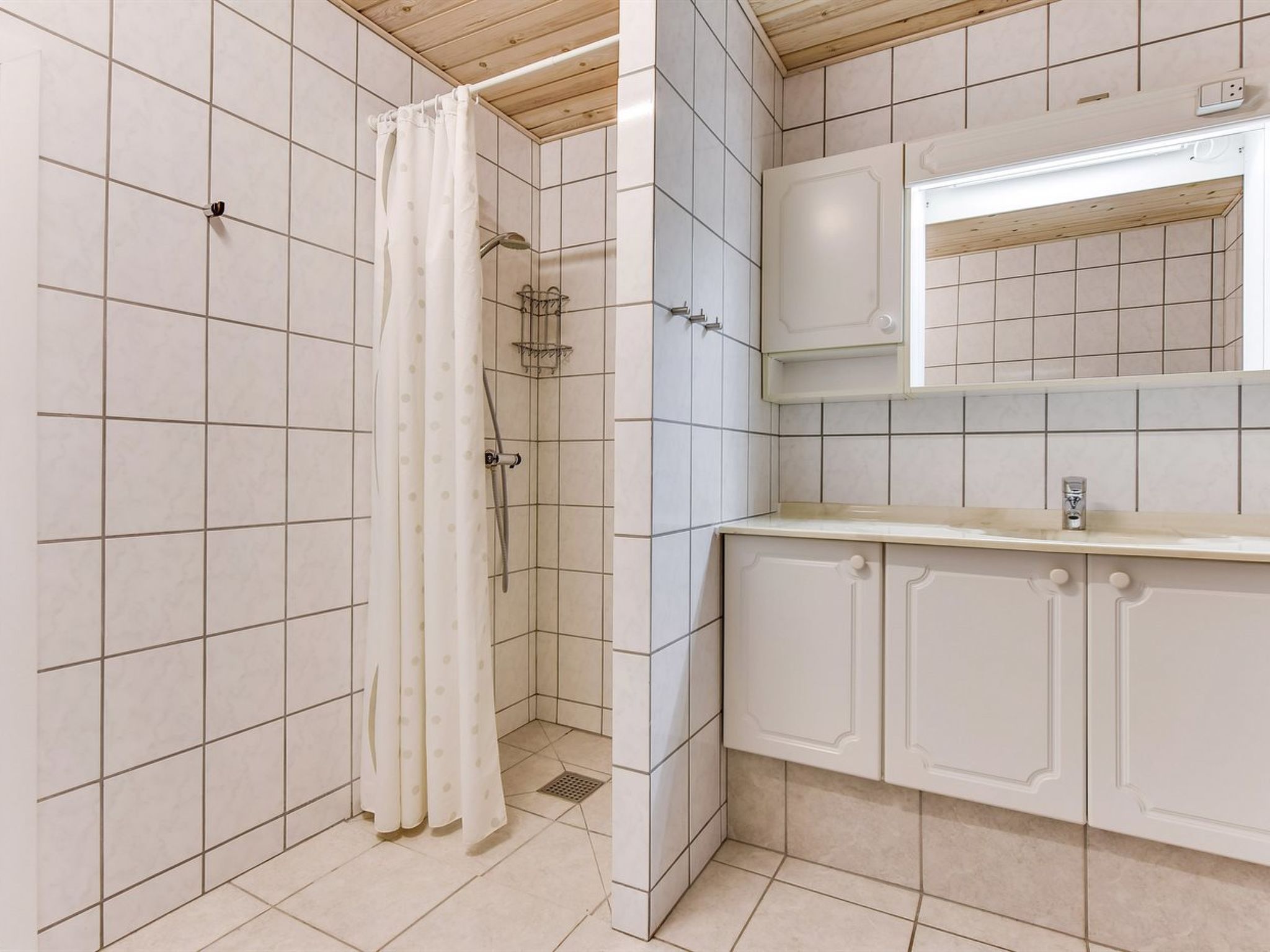 "Tascha" - 1.5km from the sea-Binnen