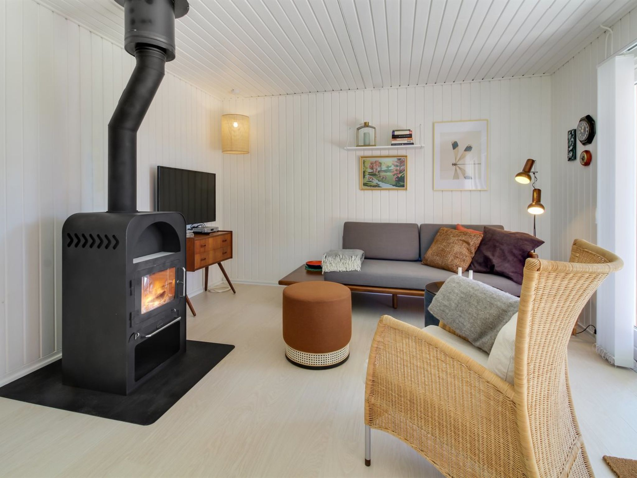 "Aulikki" - 900m from the sea-Binnen