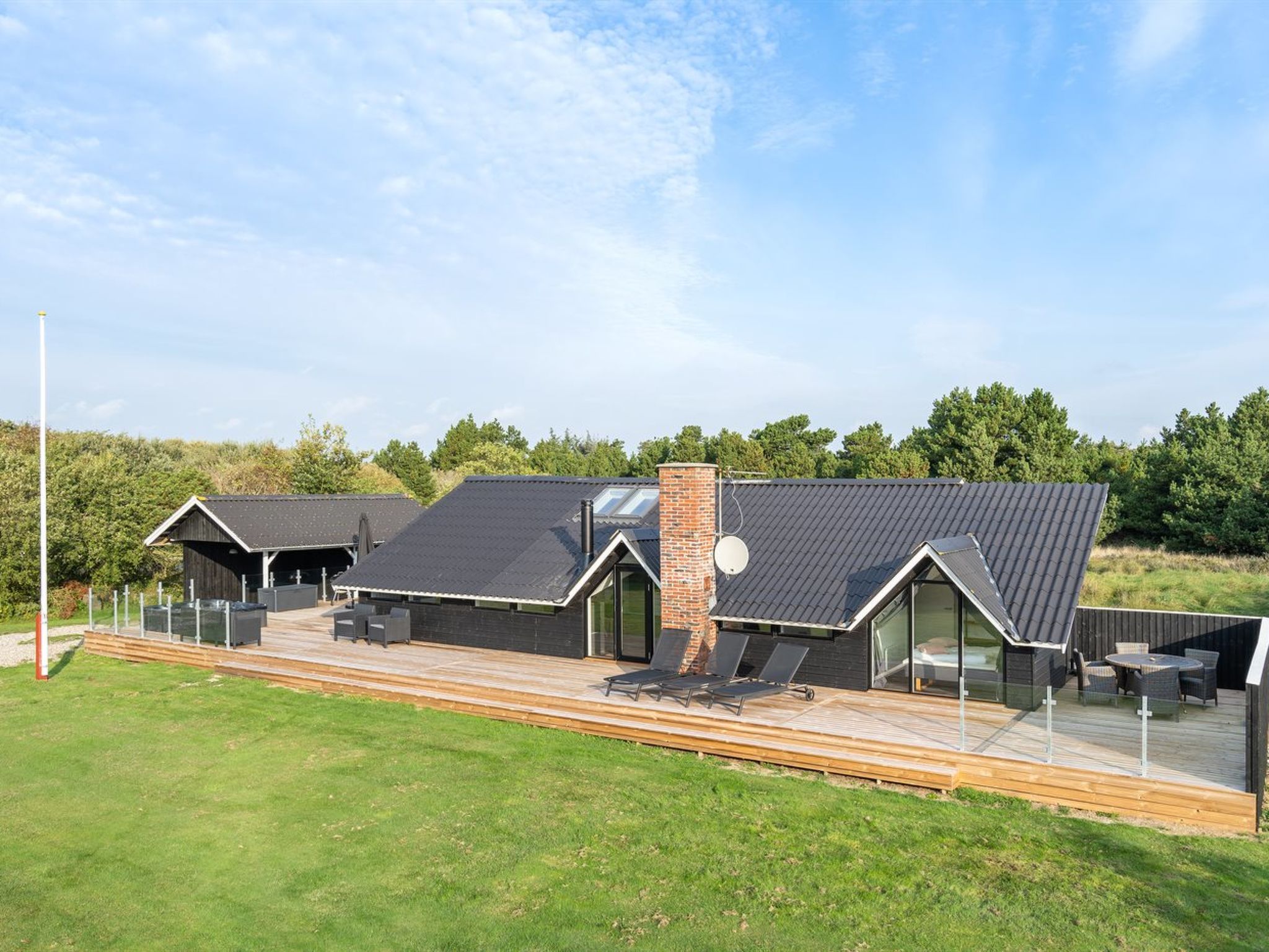 "Ellenora" - 1km from the sea - Buiten