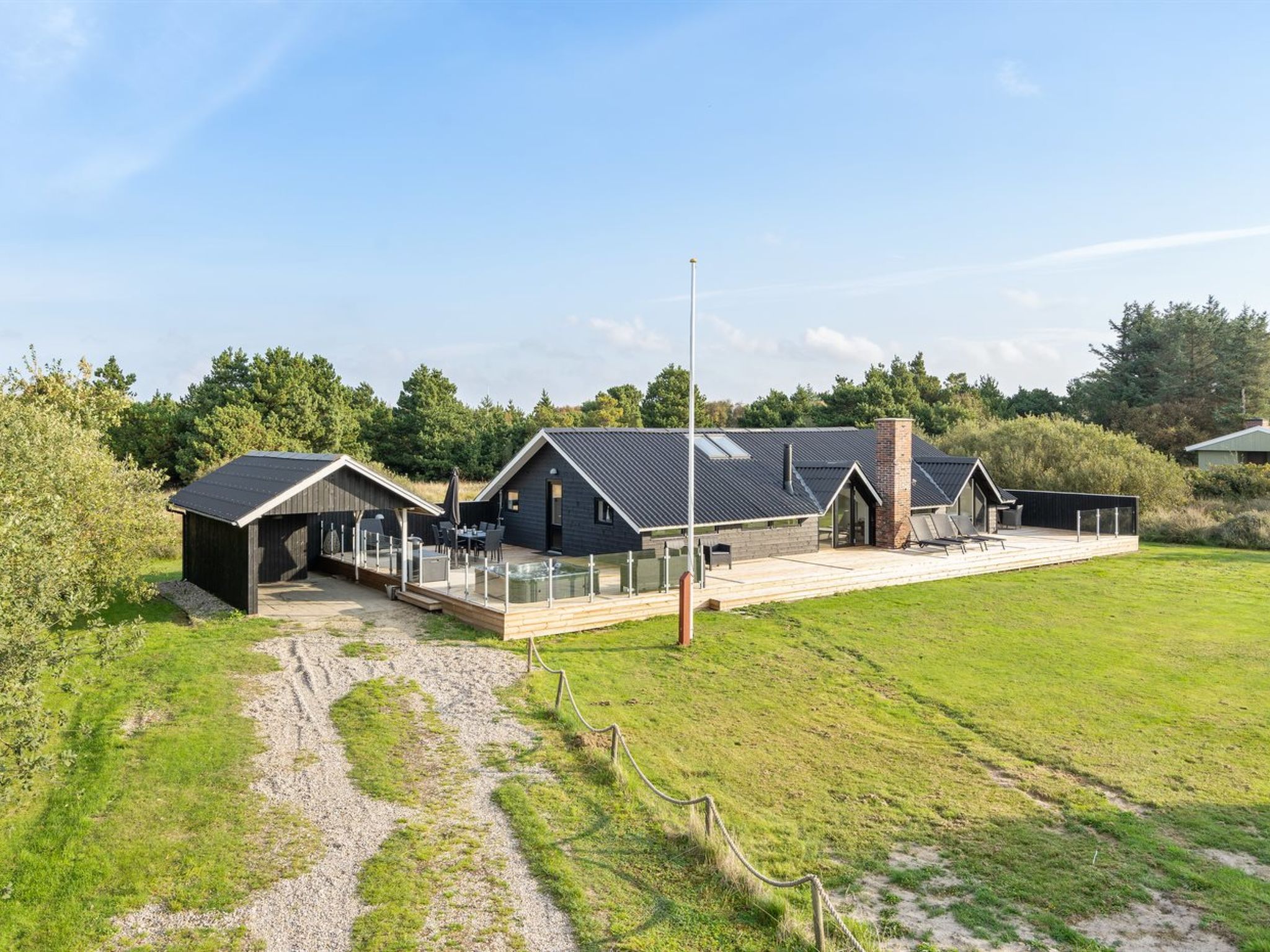 "Ellenora" - 1km from the sea - Buiten