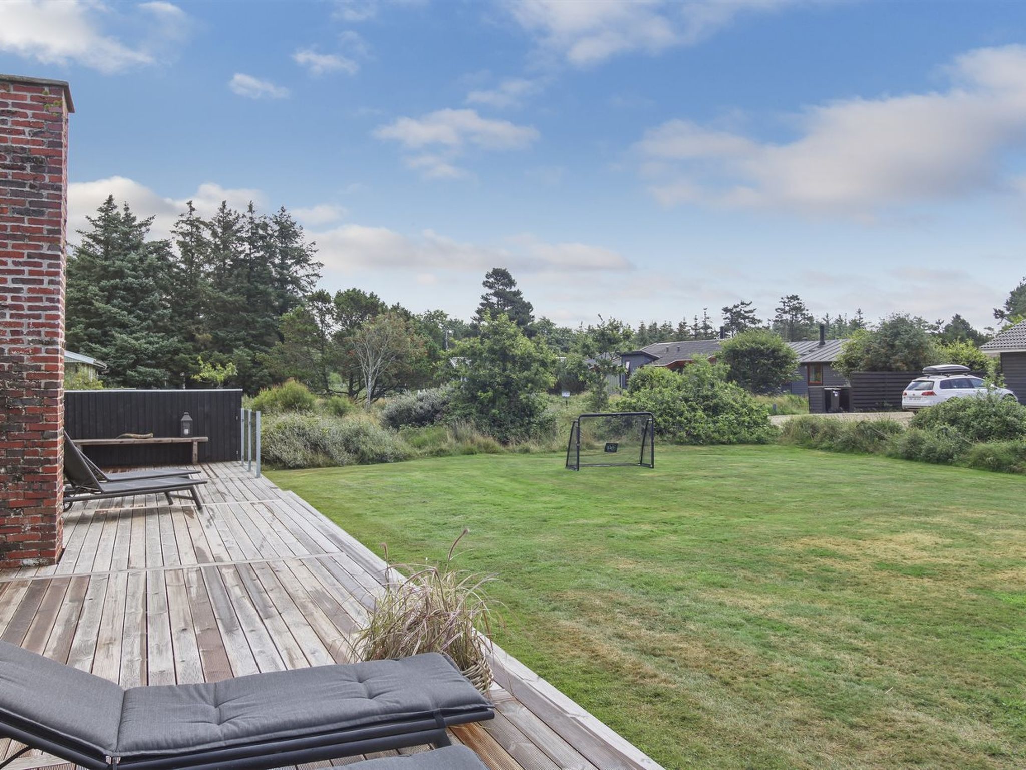 "Ellenora" - 1km from the sea - Buiten