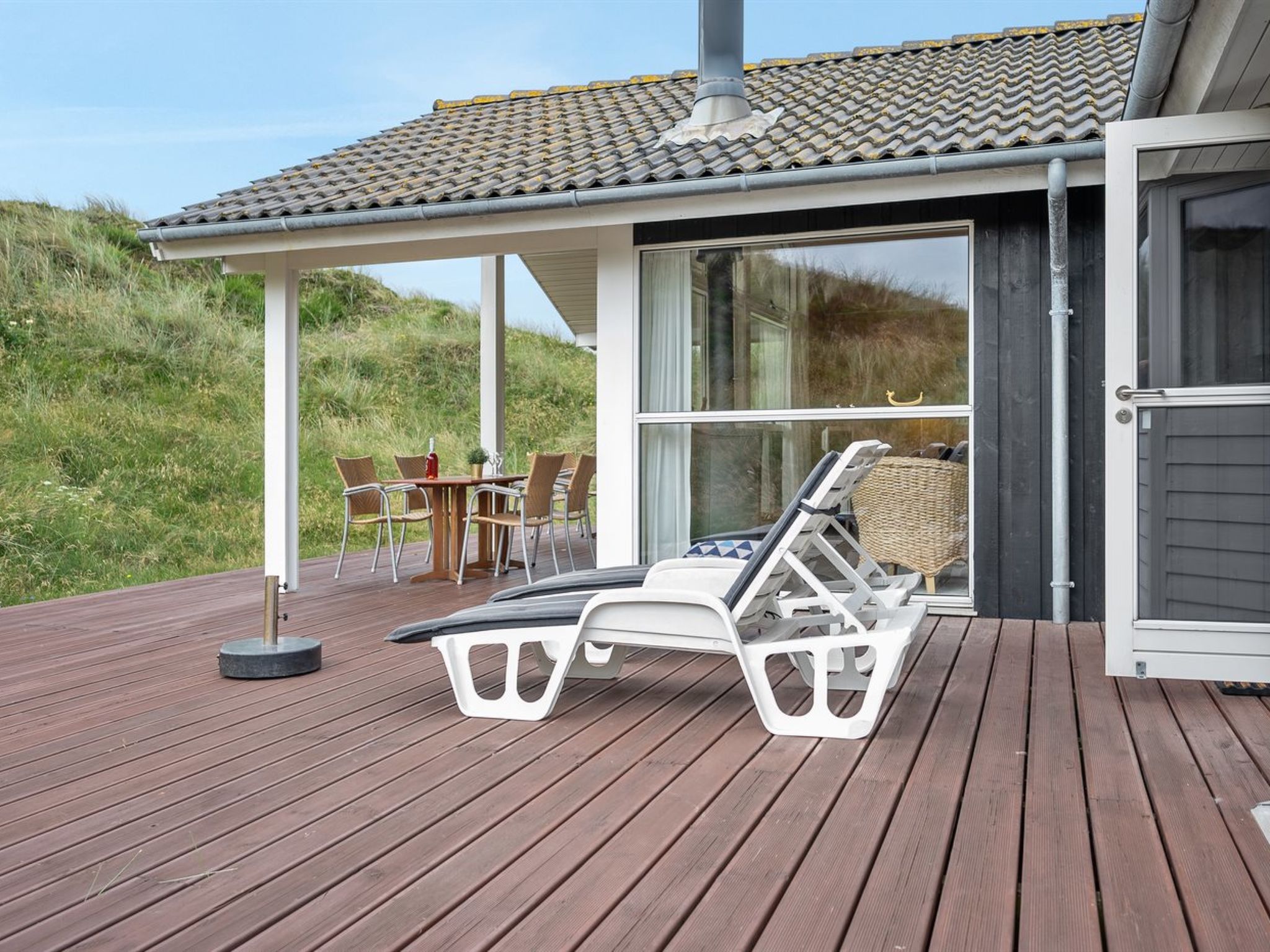 "Asvalde" - 150m from the sea - Buiten