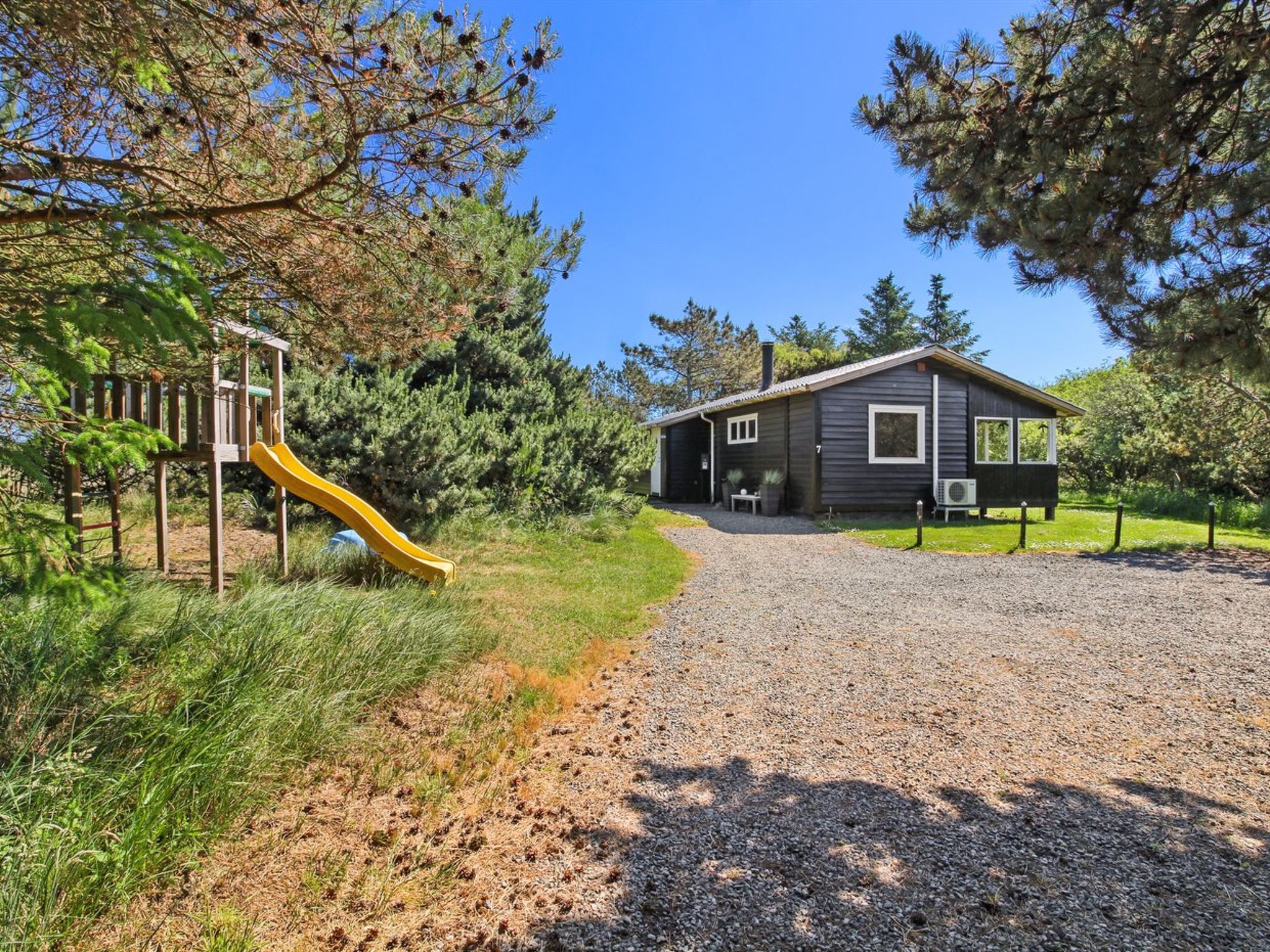 "Hannu" - 900m from the sea