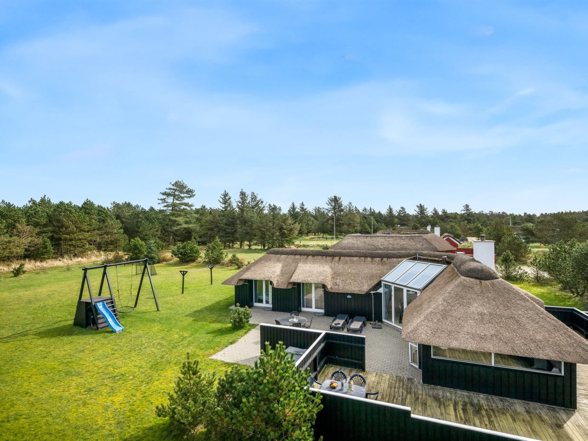 "Hothbrod" - 1.2km from the sea — House (4 of 32)