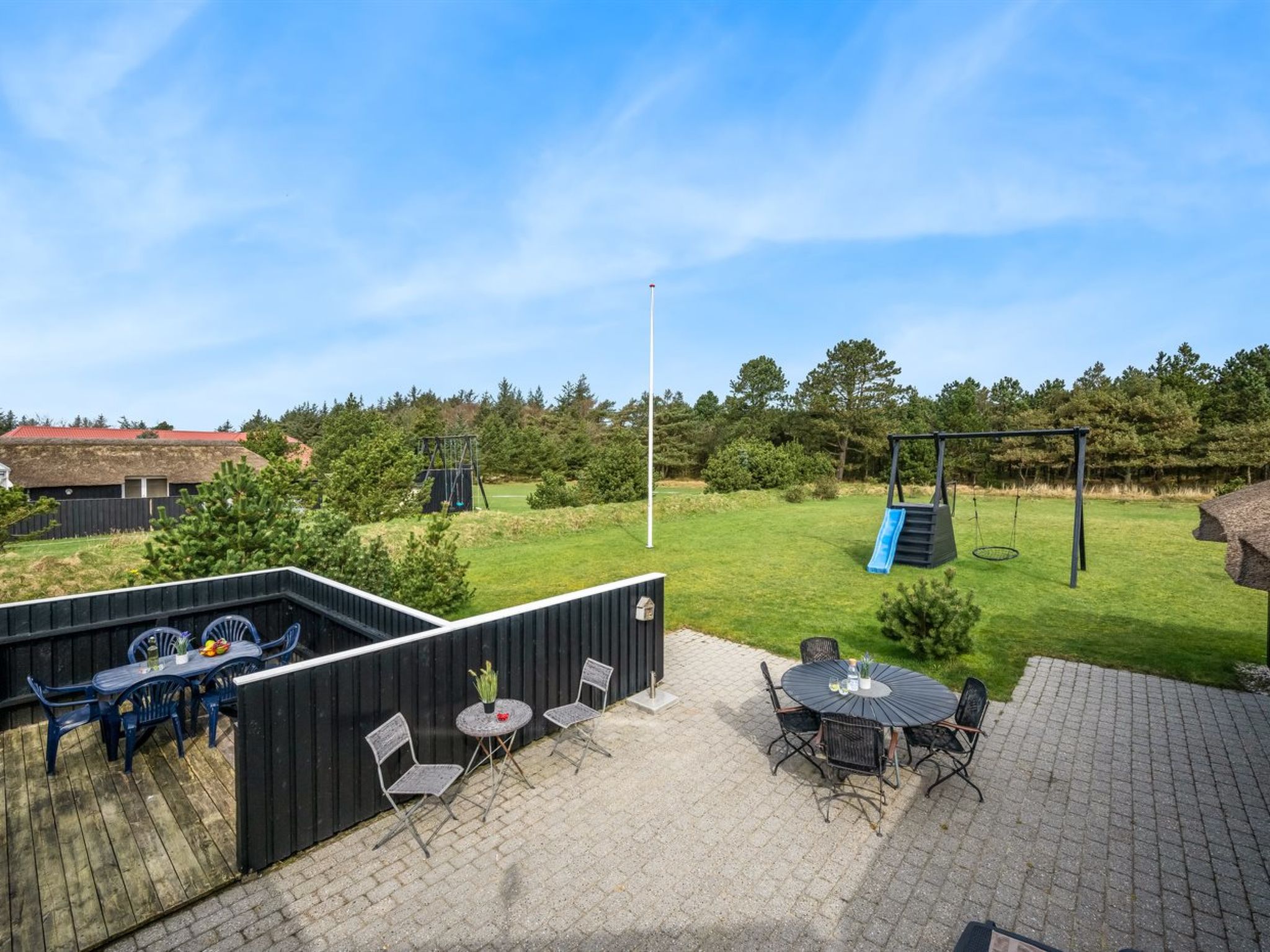 "Hothbrod" - 1.2km from the sea — Terrace (2 of 32)