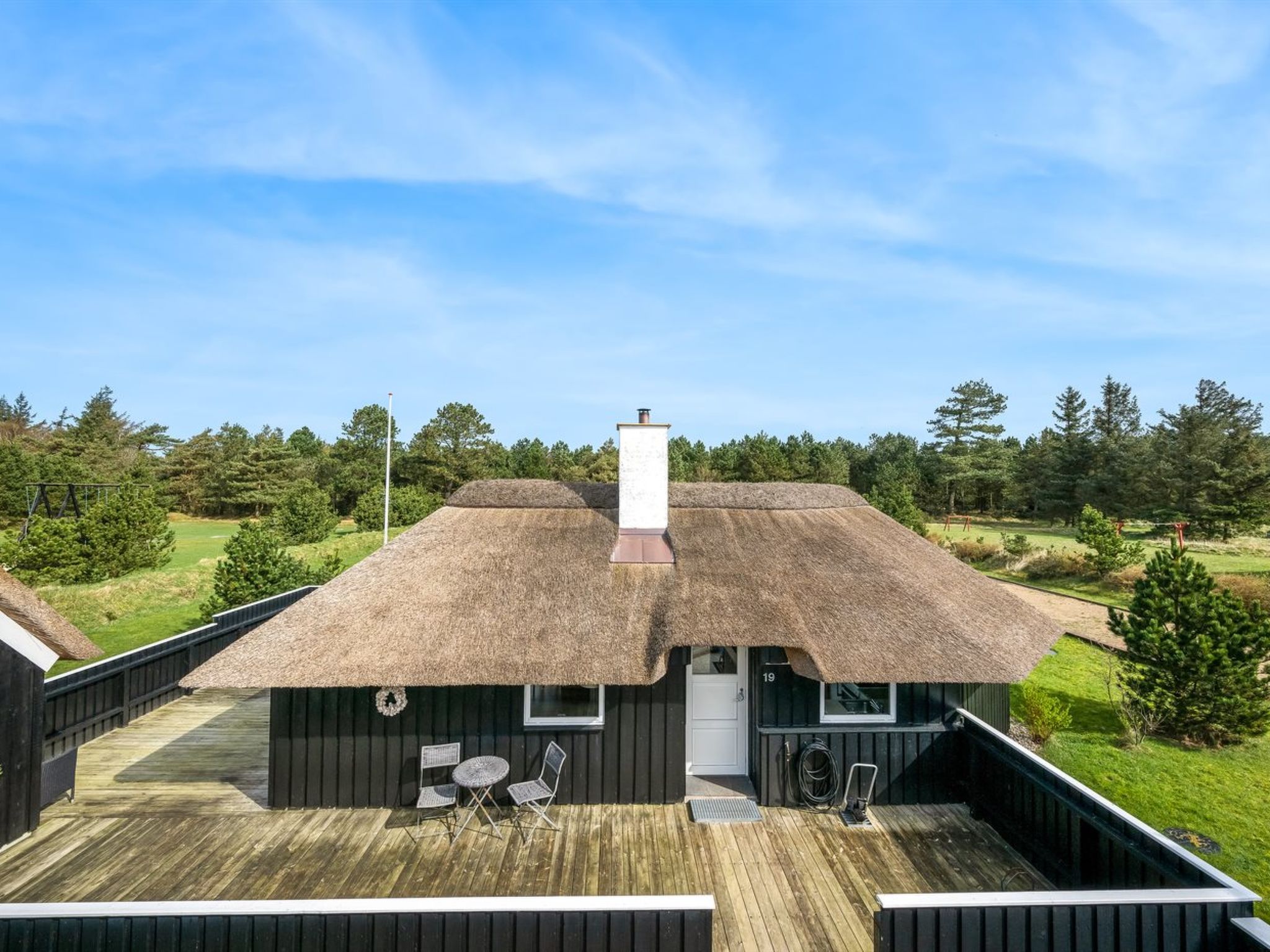 "Hothbrod" - 1.2km from the sea - Outside