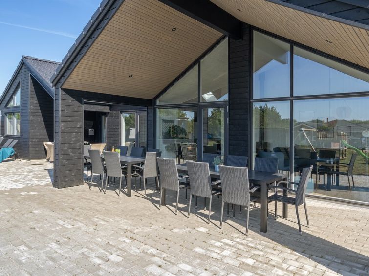 Search and Stay destination Vejers Strand, Denmark from AU$ 1,808. "Uthwagin" - 850m from the sea in Western Jutland