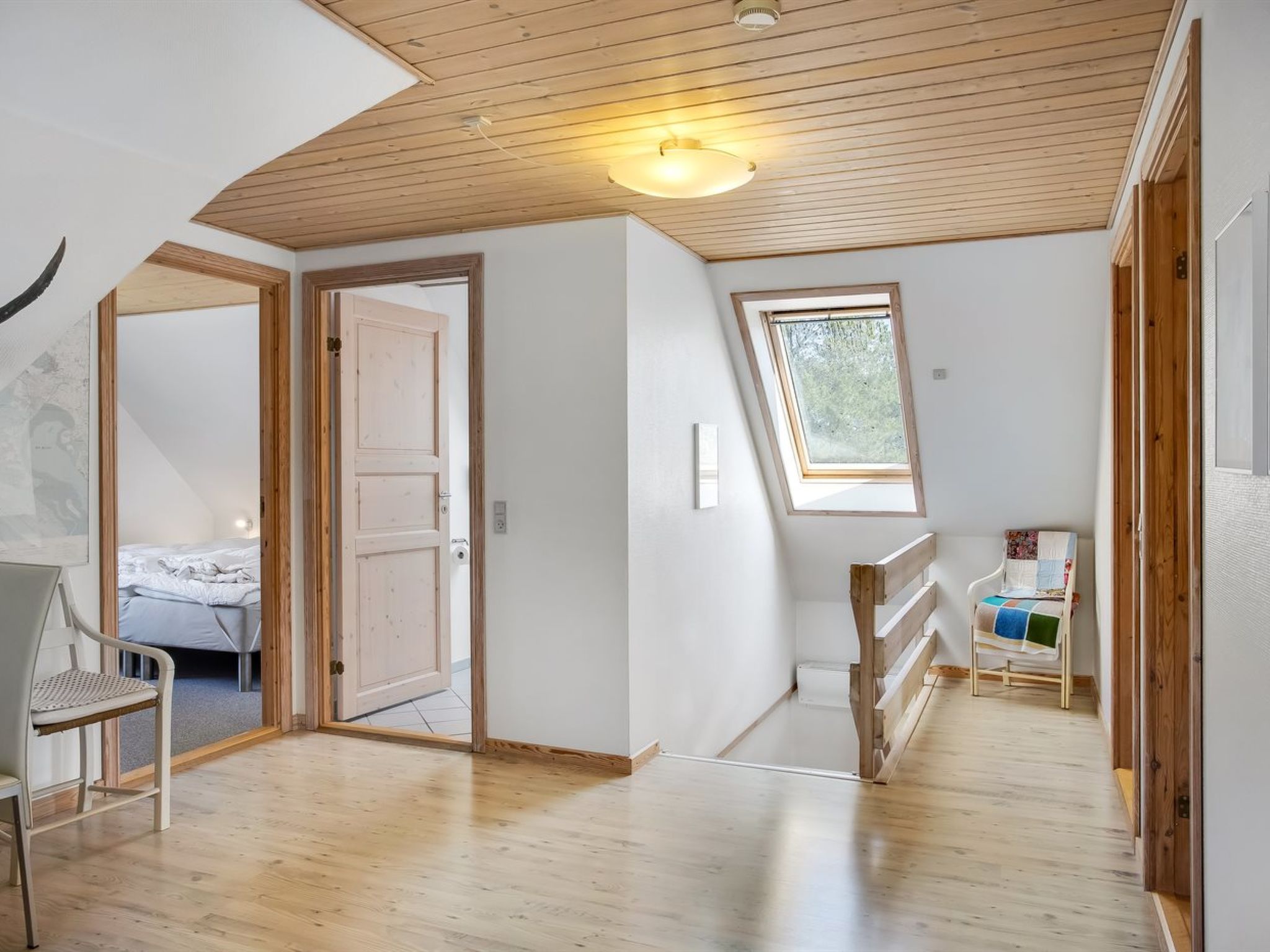 "Laila" - 1.2km from the sea - Binnen