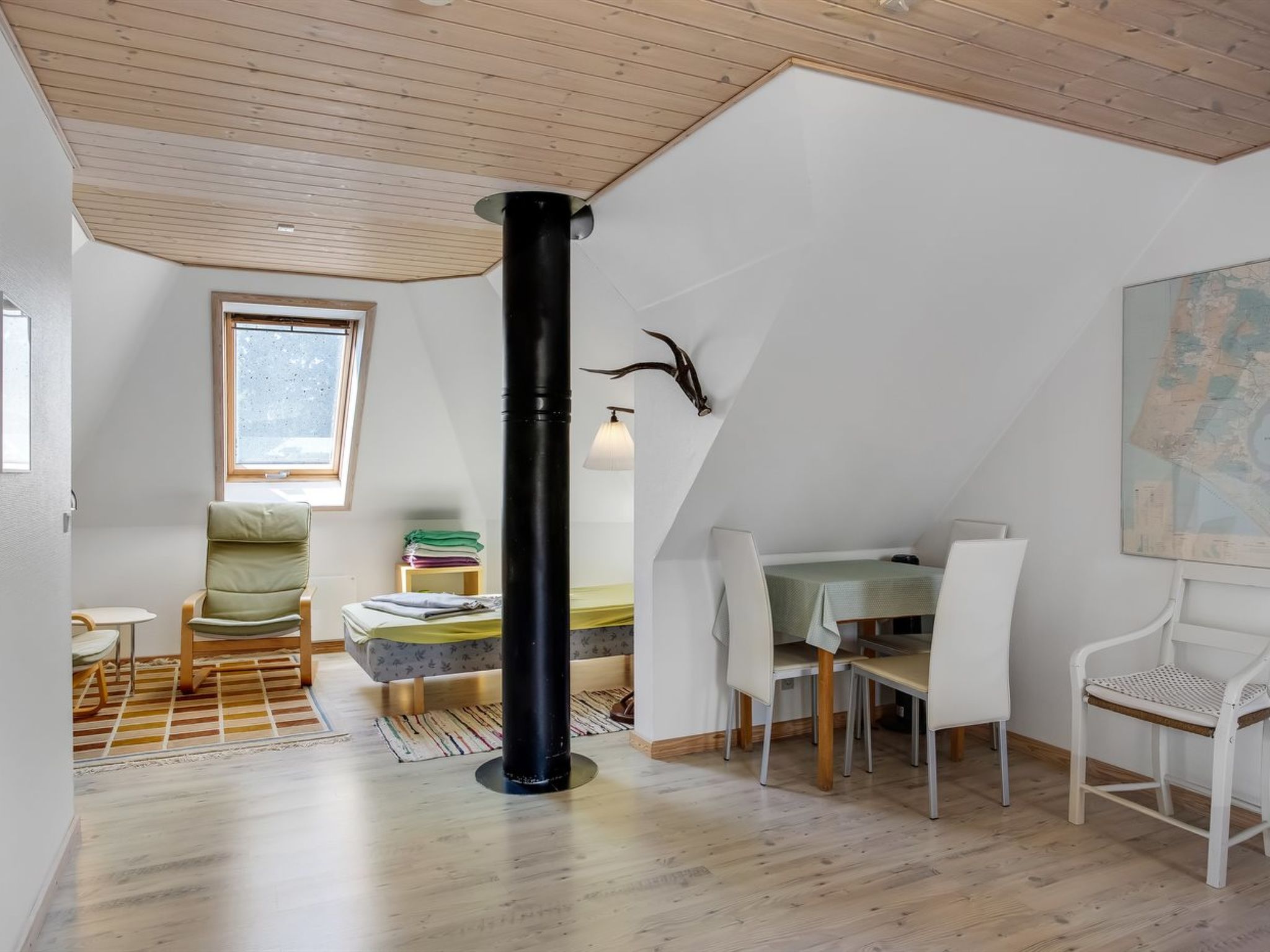 "Laila" - 1.2km from the sea - Binnen