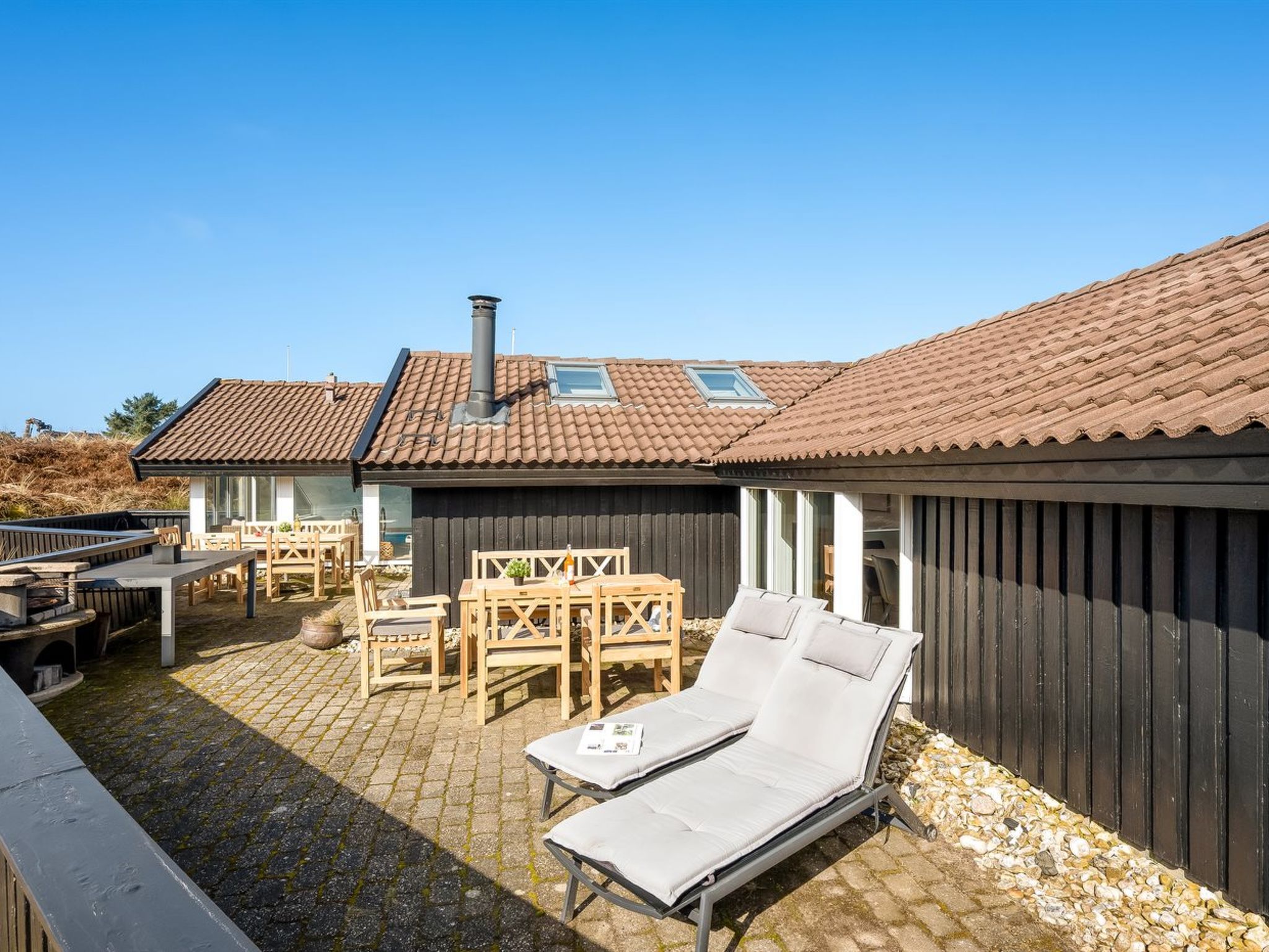 "Emin" - 700m from the sea - Buiten