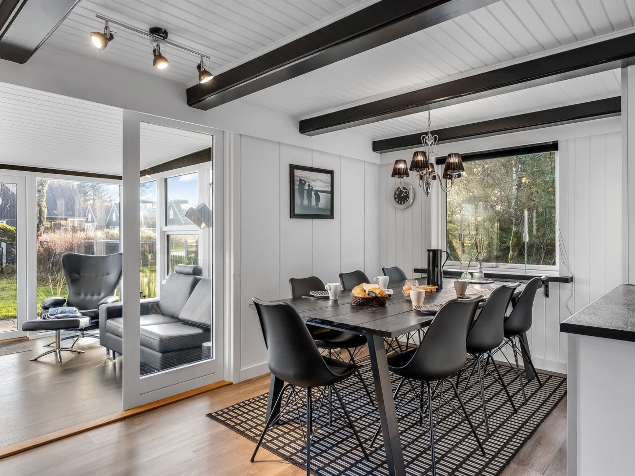 "Juditha" - 750m from the sea-Binnen