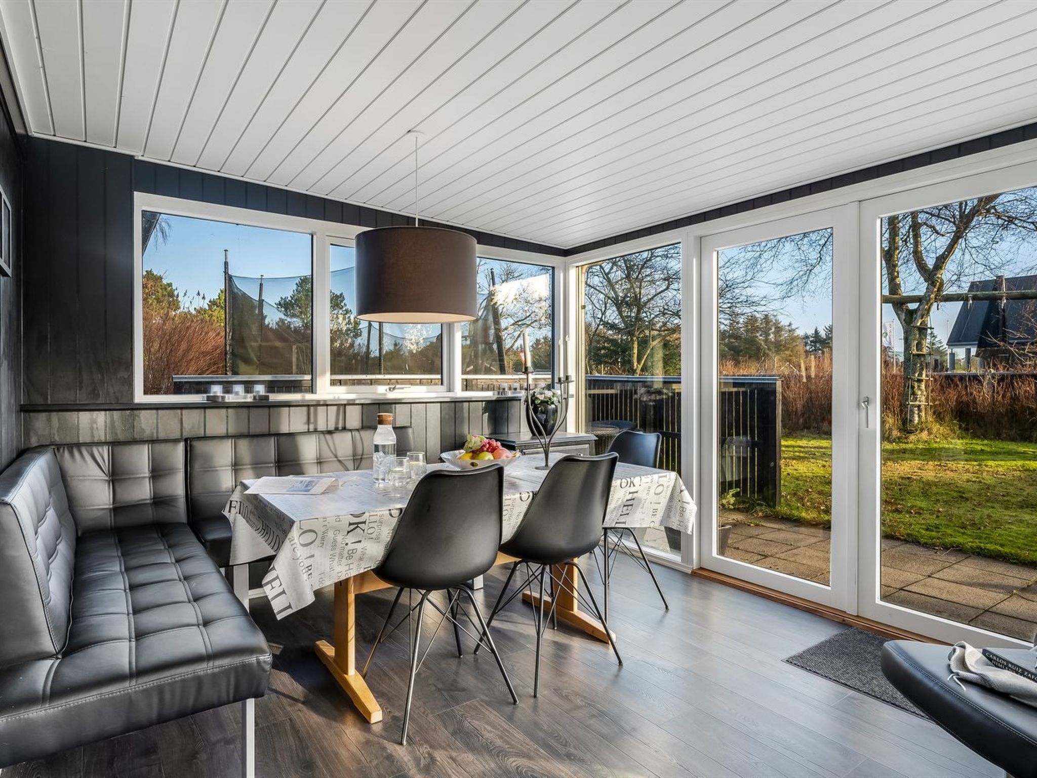 "Juditha" - 750m from the sea-Binnen