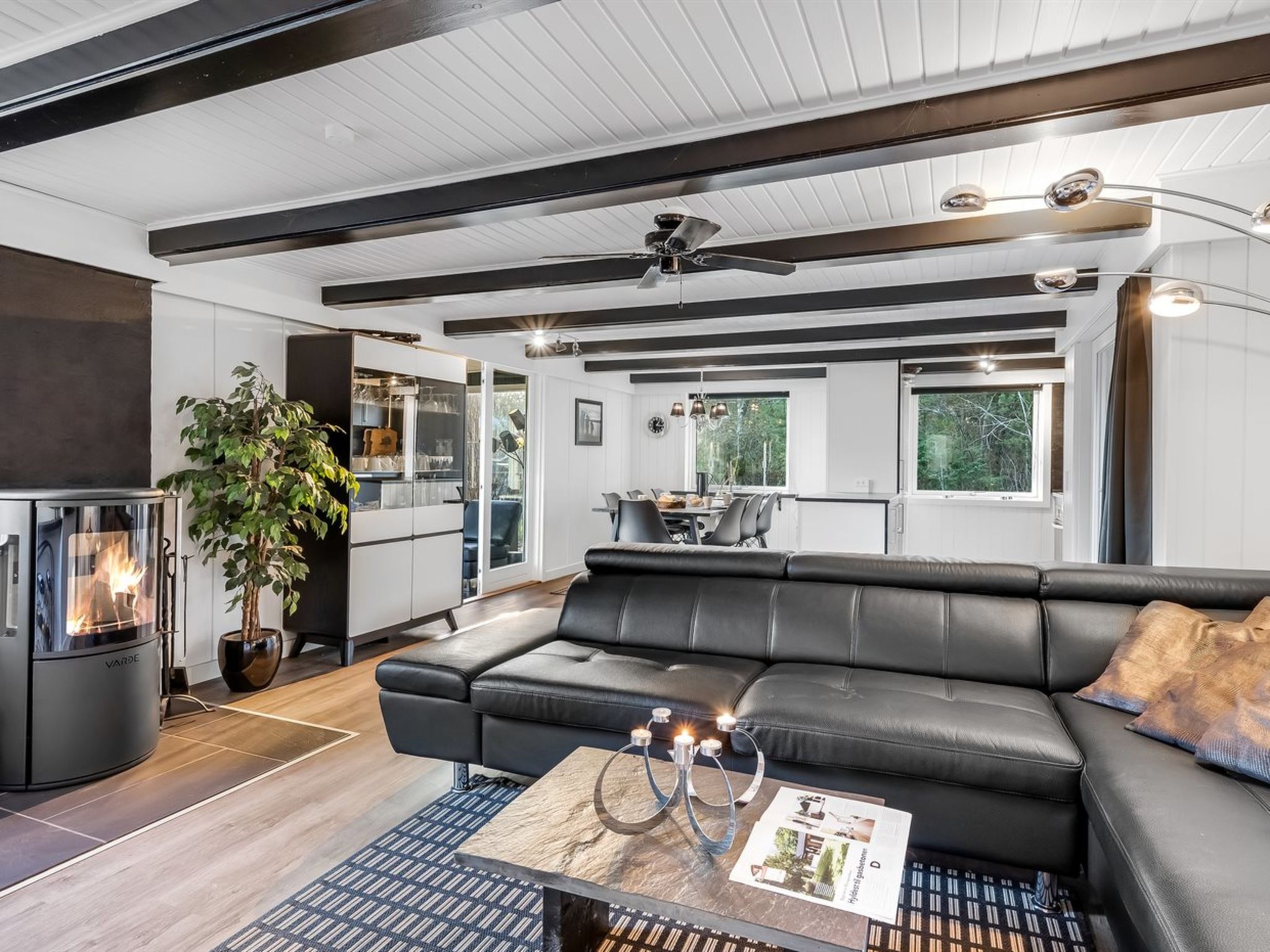 "Juditha" - 750m from the sea-Binnen