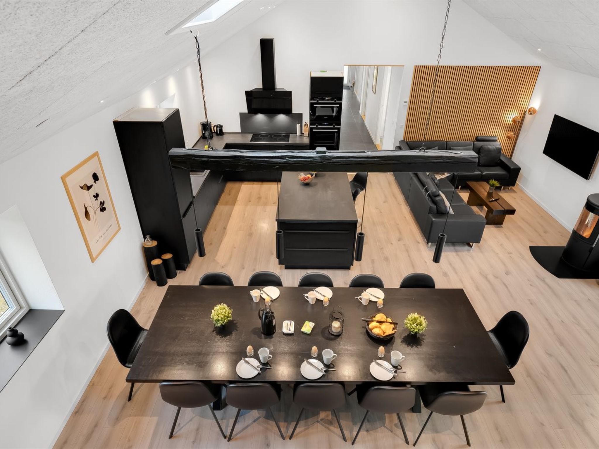 "Locan" - 1.2km from the sea