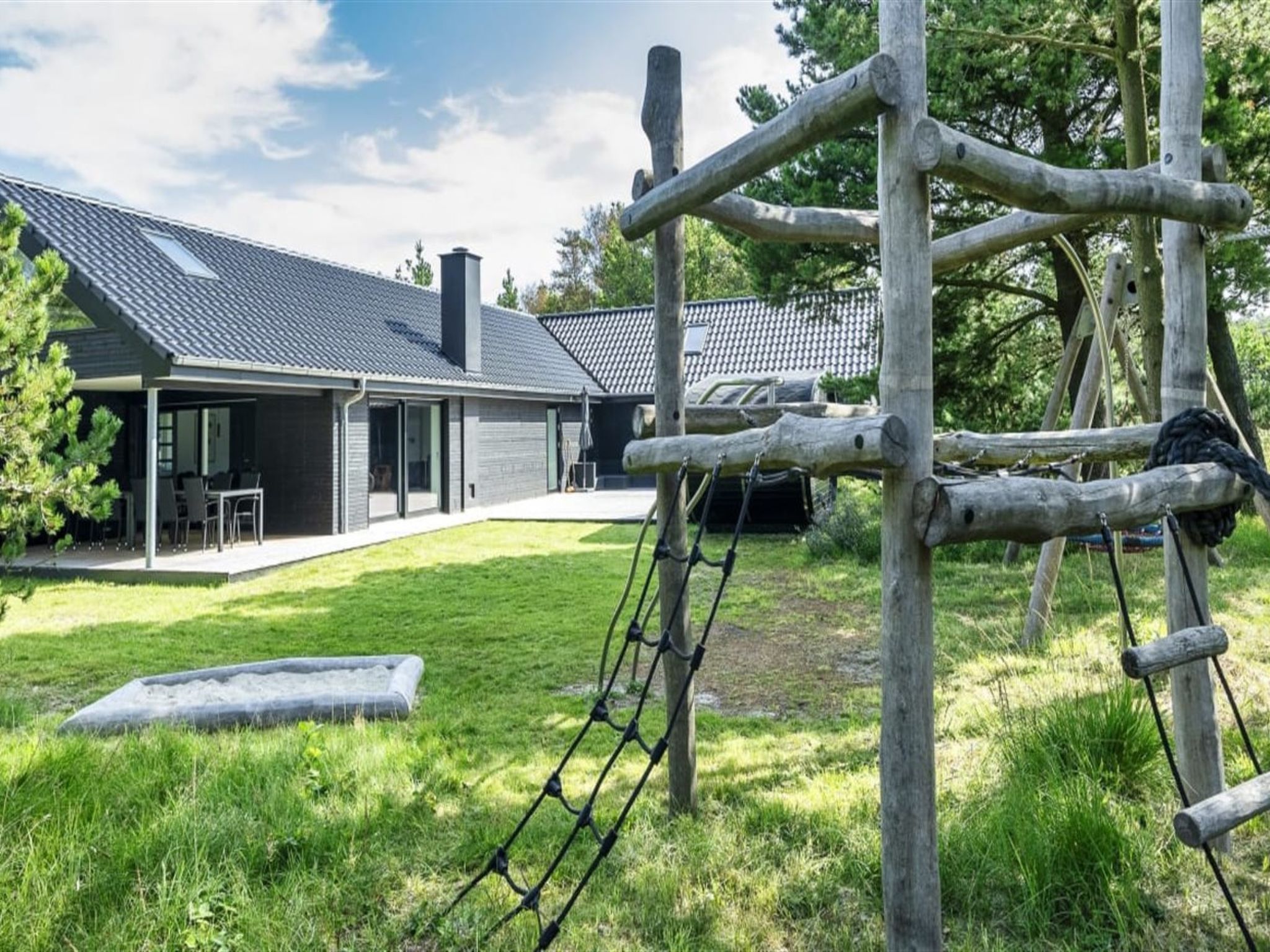 "Locan" - 1.2km from the sea-Buiten