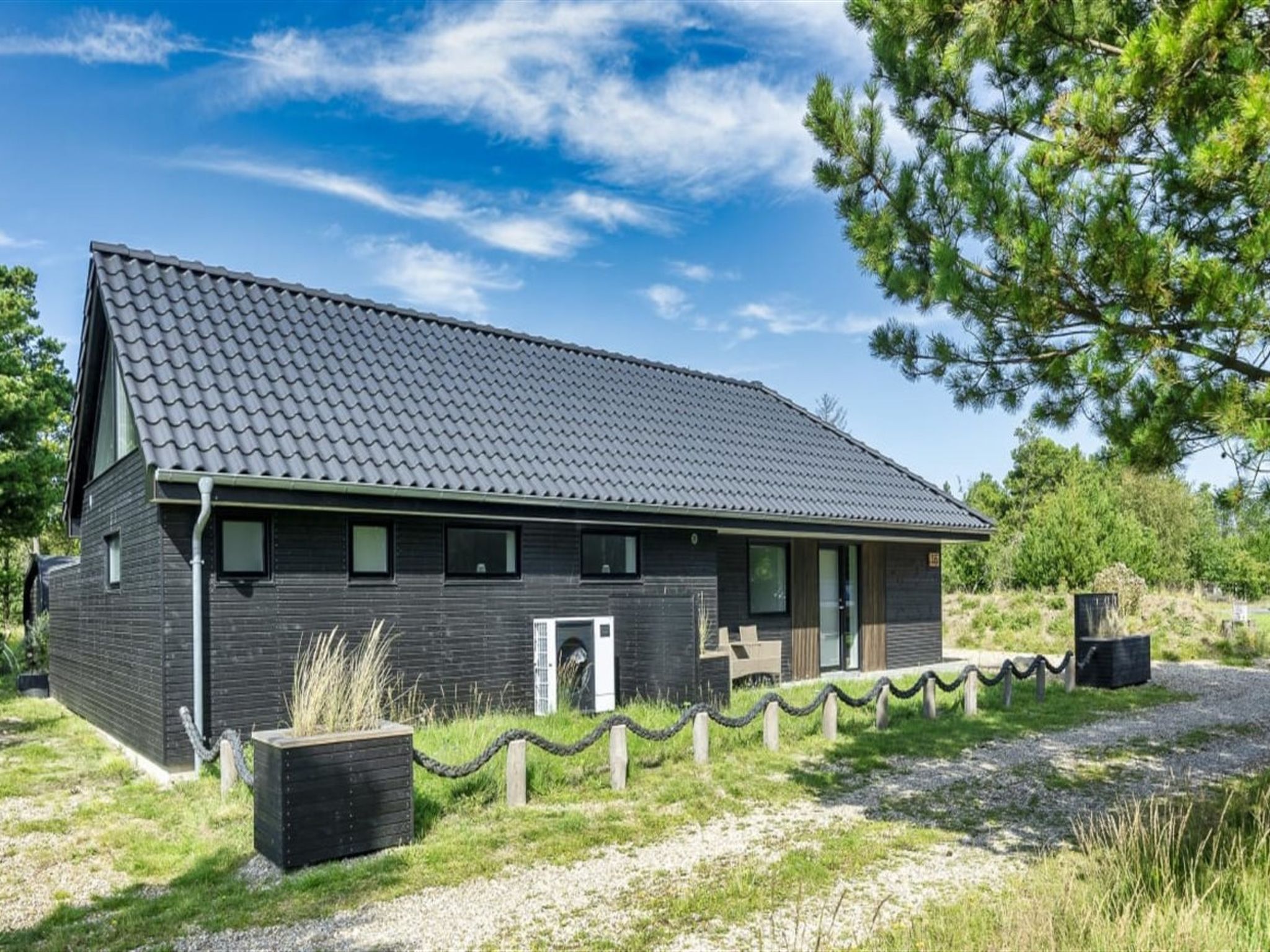 "Locan" - 1.2km from the sea-Buiten