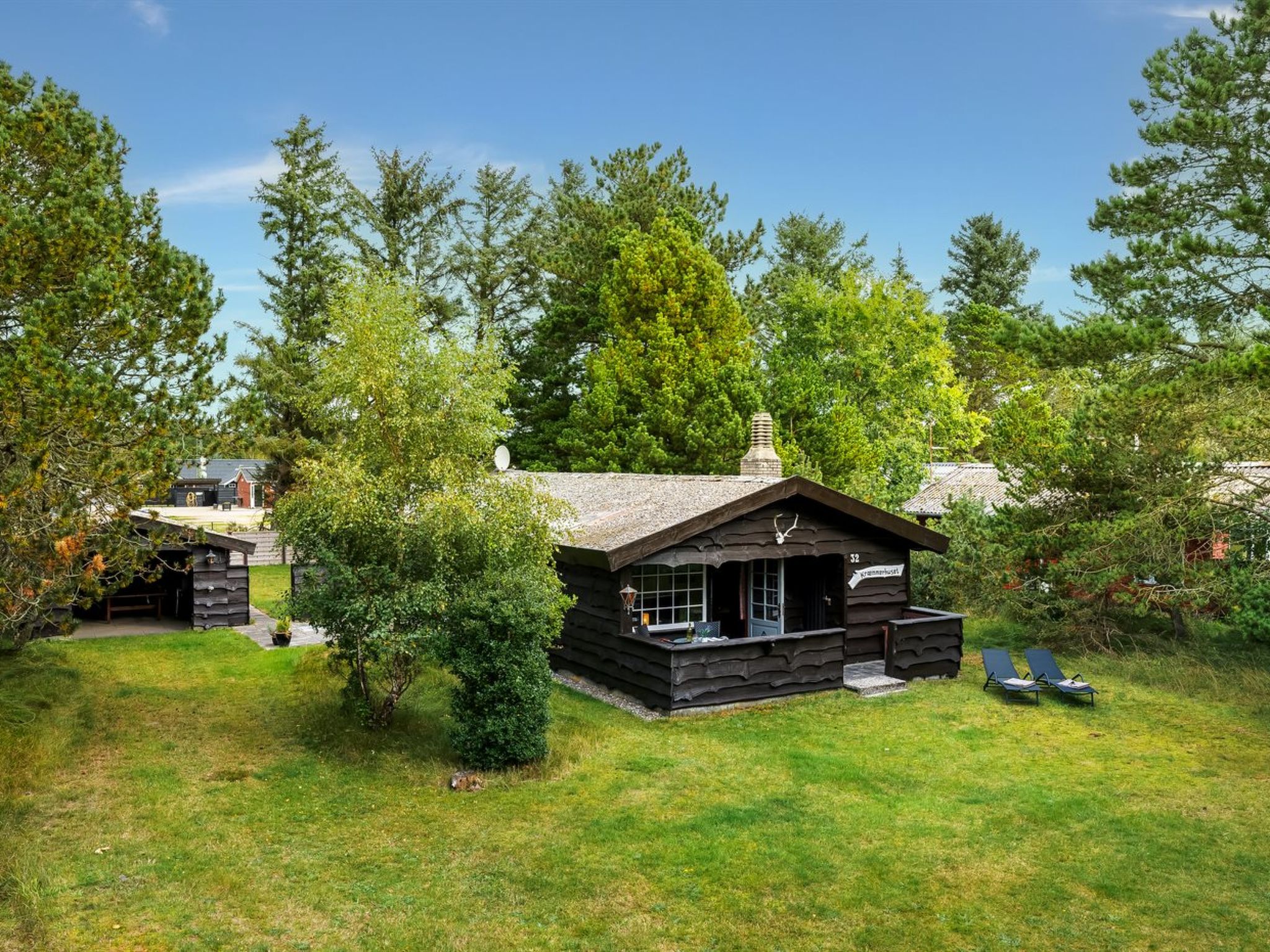 "Adelheid" - 1.2km from the sea