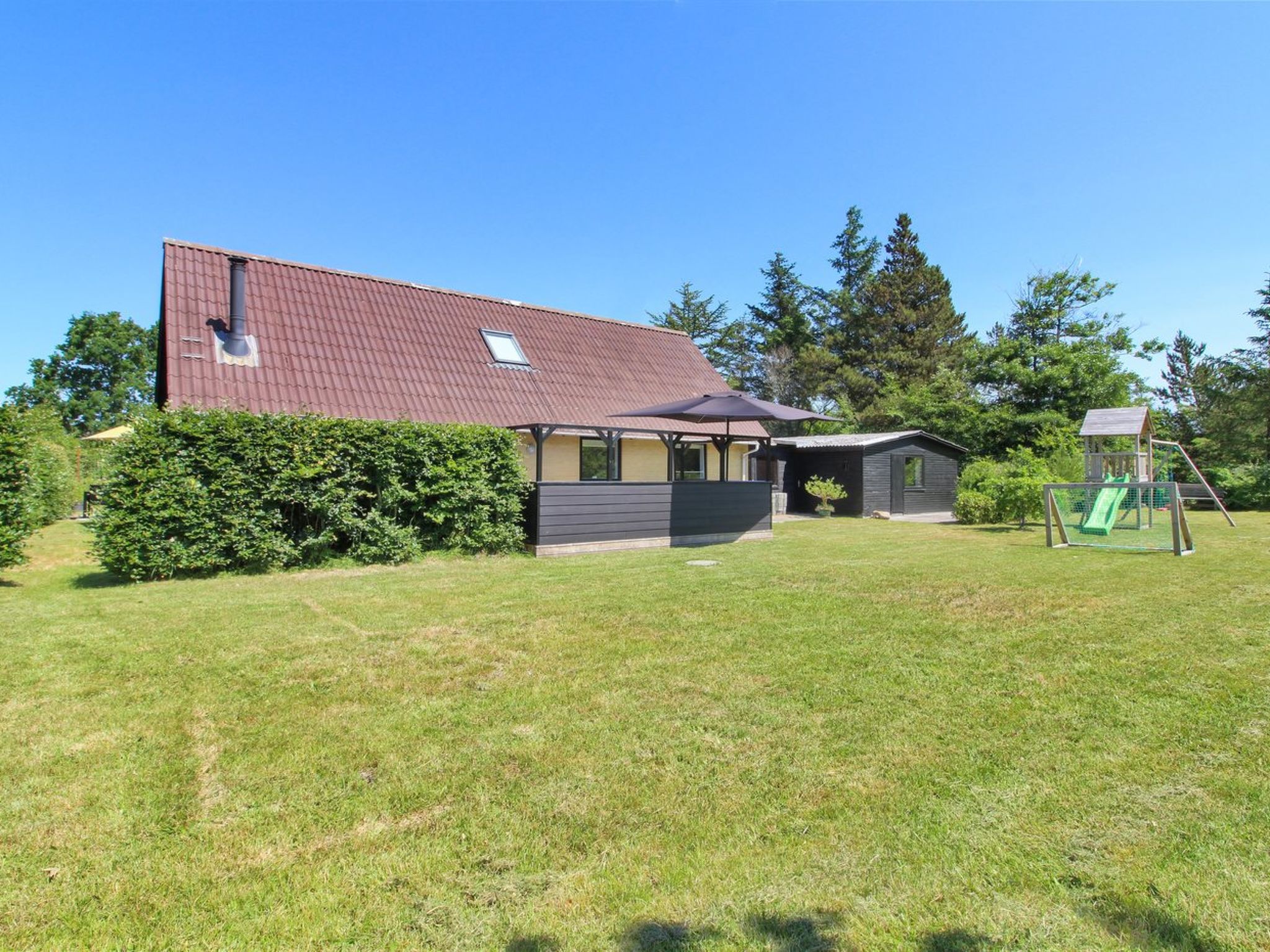 "Lavrans" - 2.5km from the sea-Buiten