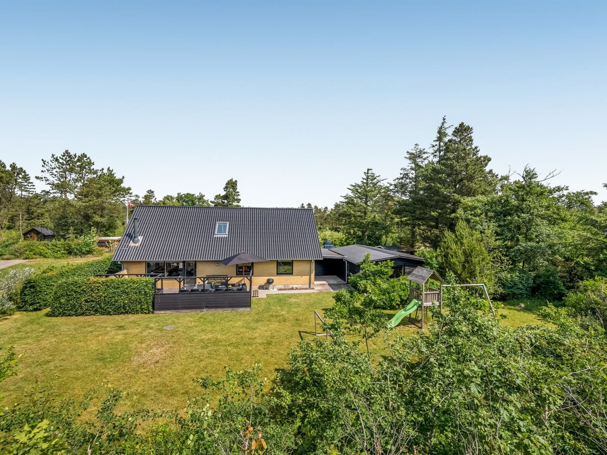 "Lavrans" - 2.5km from the sea