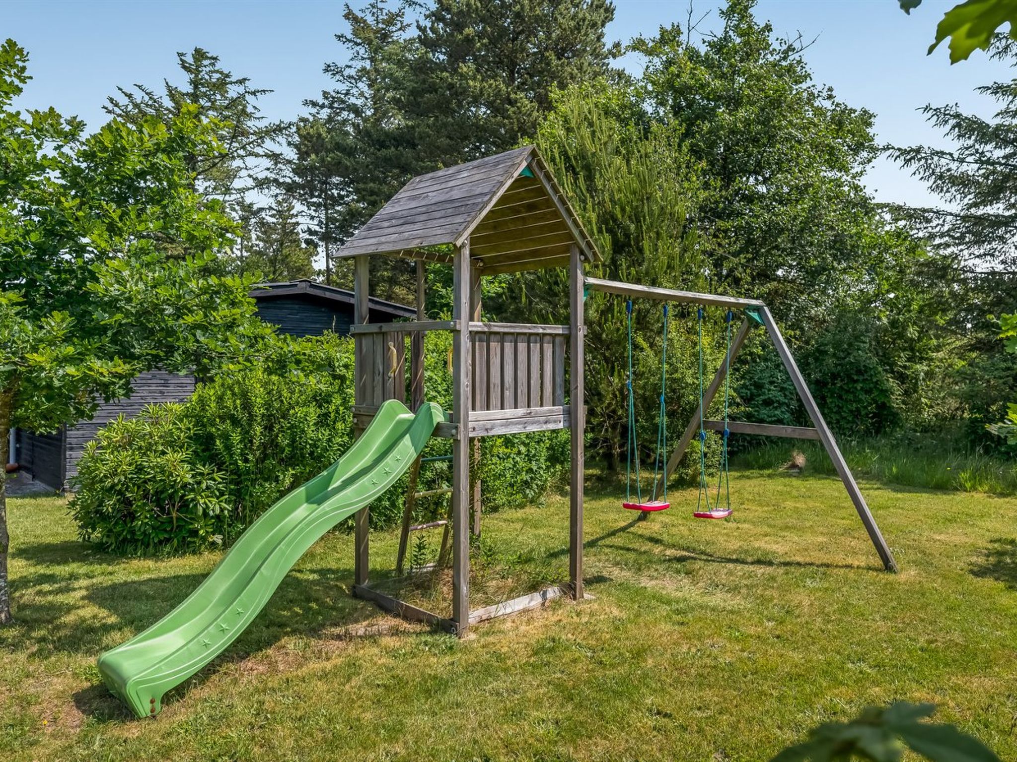 "Lavrans" - 2.5km from the sea - Buiten