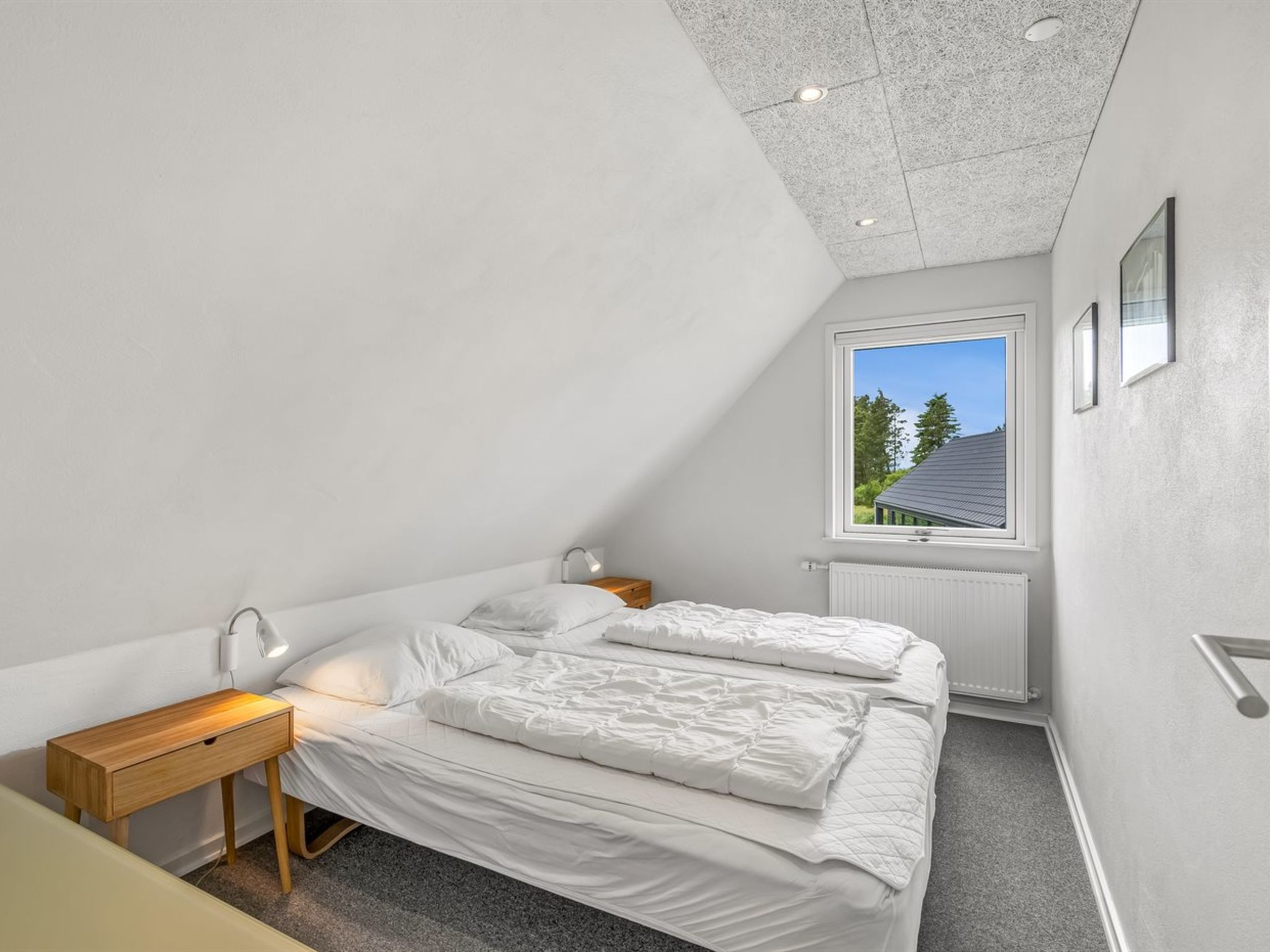"Lavrans" - 2.5km from the sea - Binnen