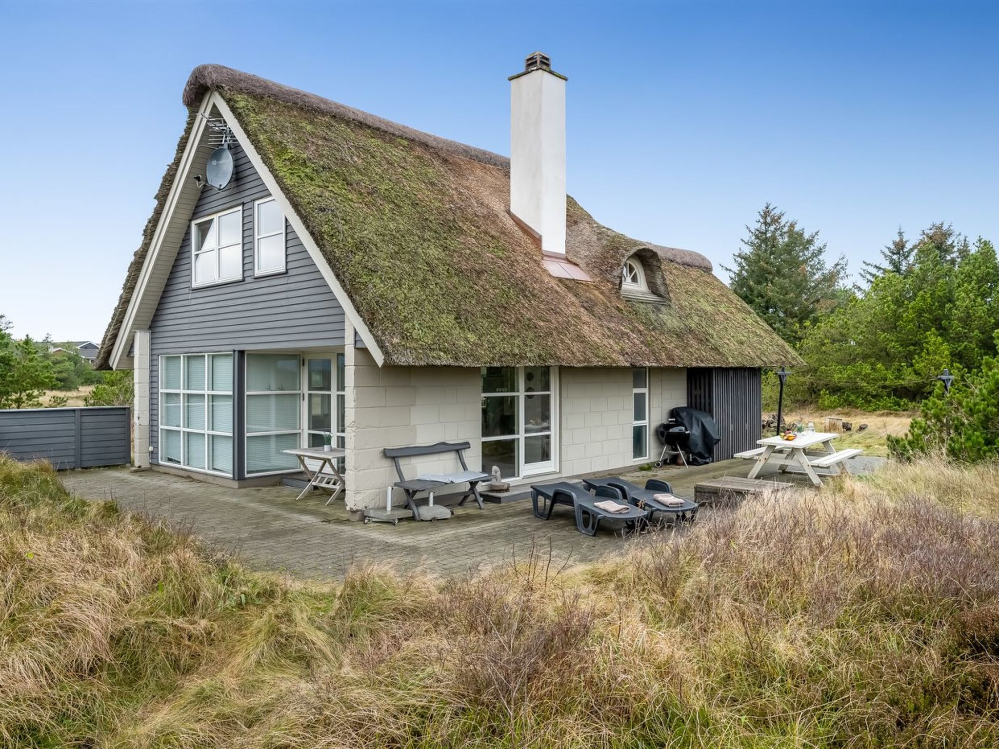 "Andrine" - 700m from the sea - Buiten
