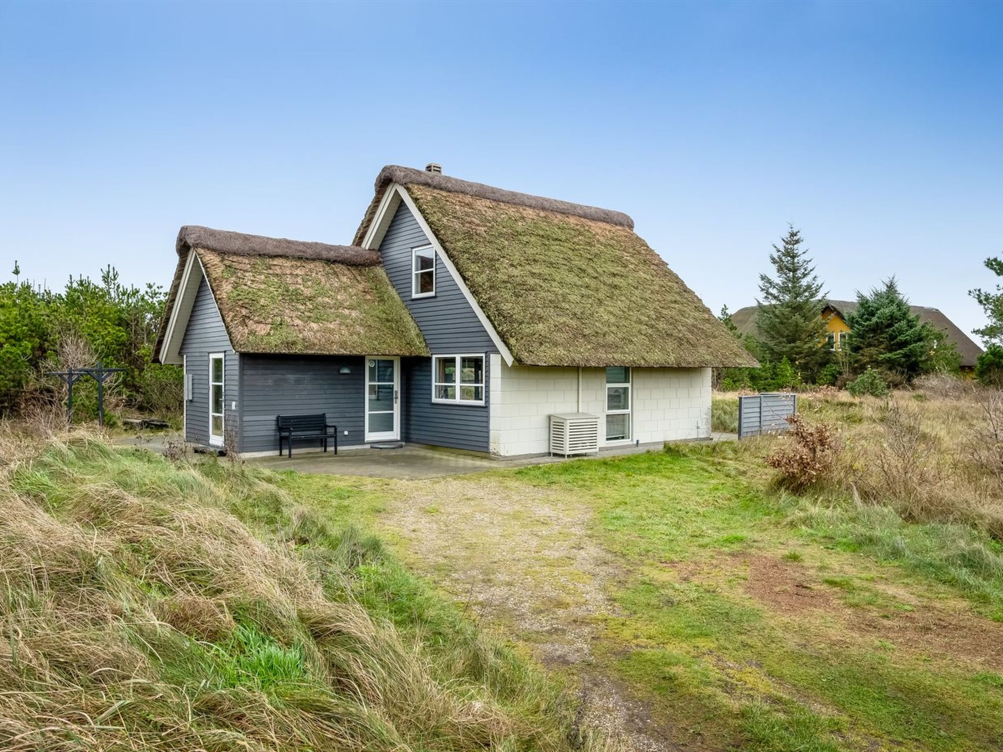 "Andrine" - 700m from the sea - Buiten