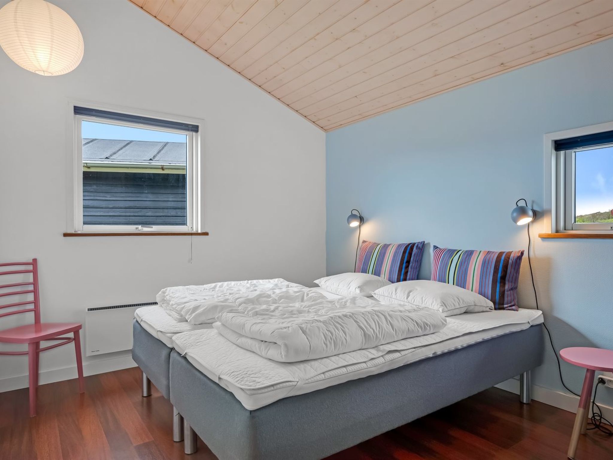 "Thrugils" - 500m from the sea - Binnen