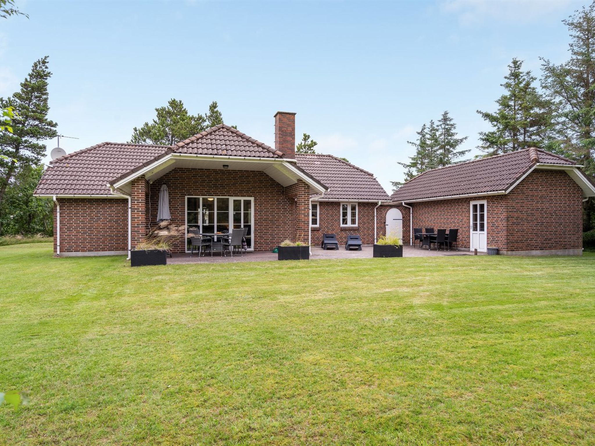 "Hjalmsvider" - 1km from the sea - Buiten