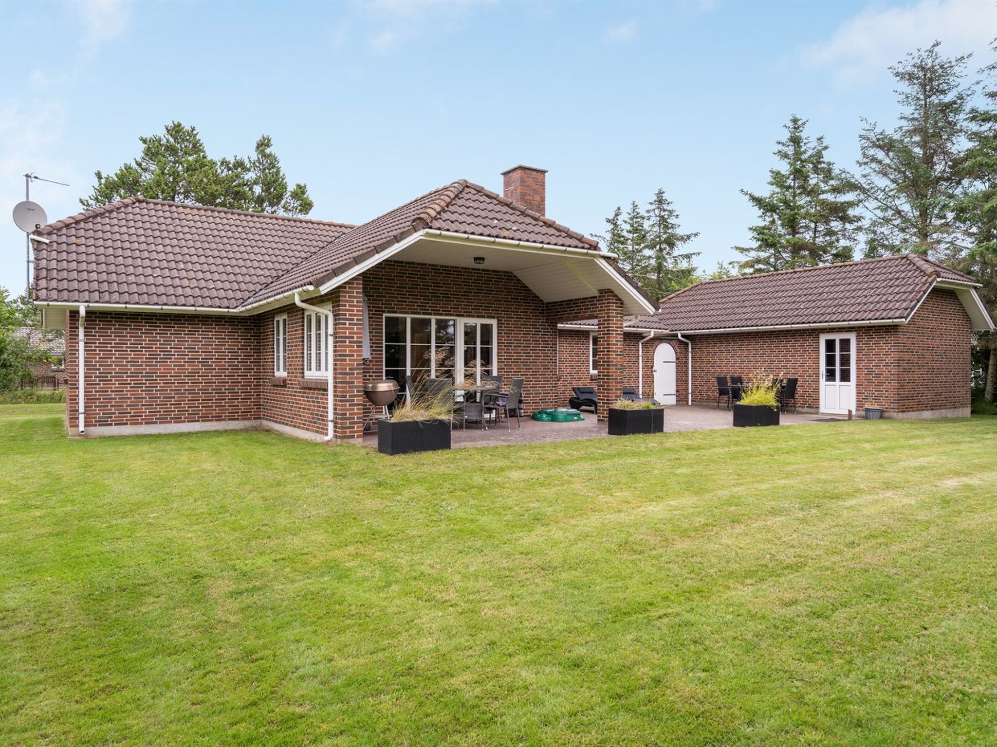 "Hjalmsvider" - 1km from the sea - Buiten
