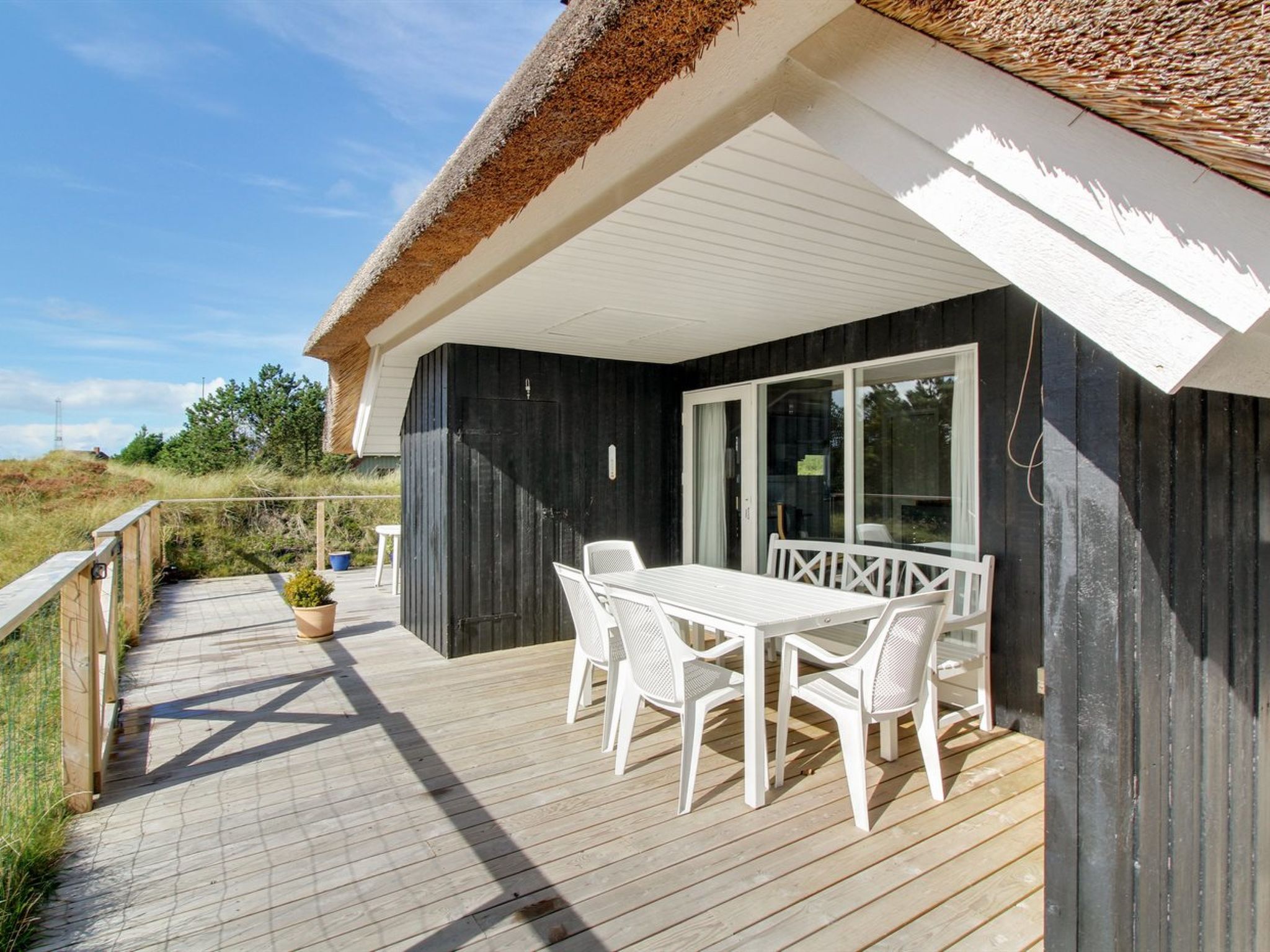 "Annli" - 1.5km from the sea - Outside