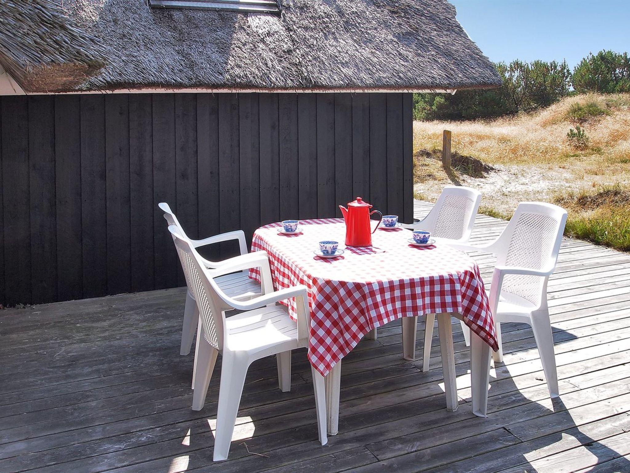 "Annli" - 1.5km from the sea - Outside