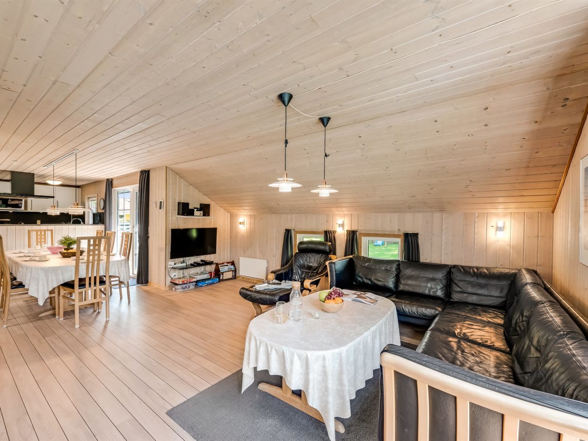 "Gunvald" - 2km to the fjord