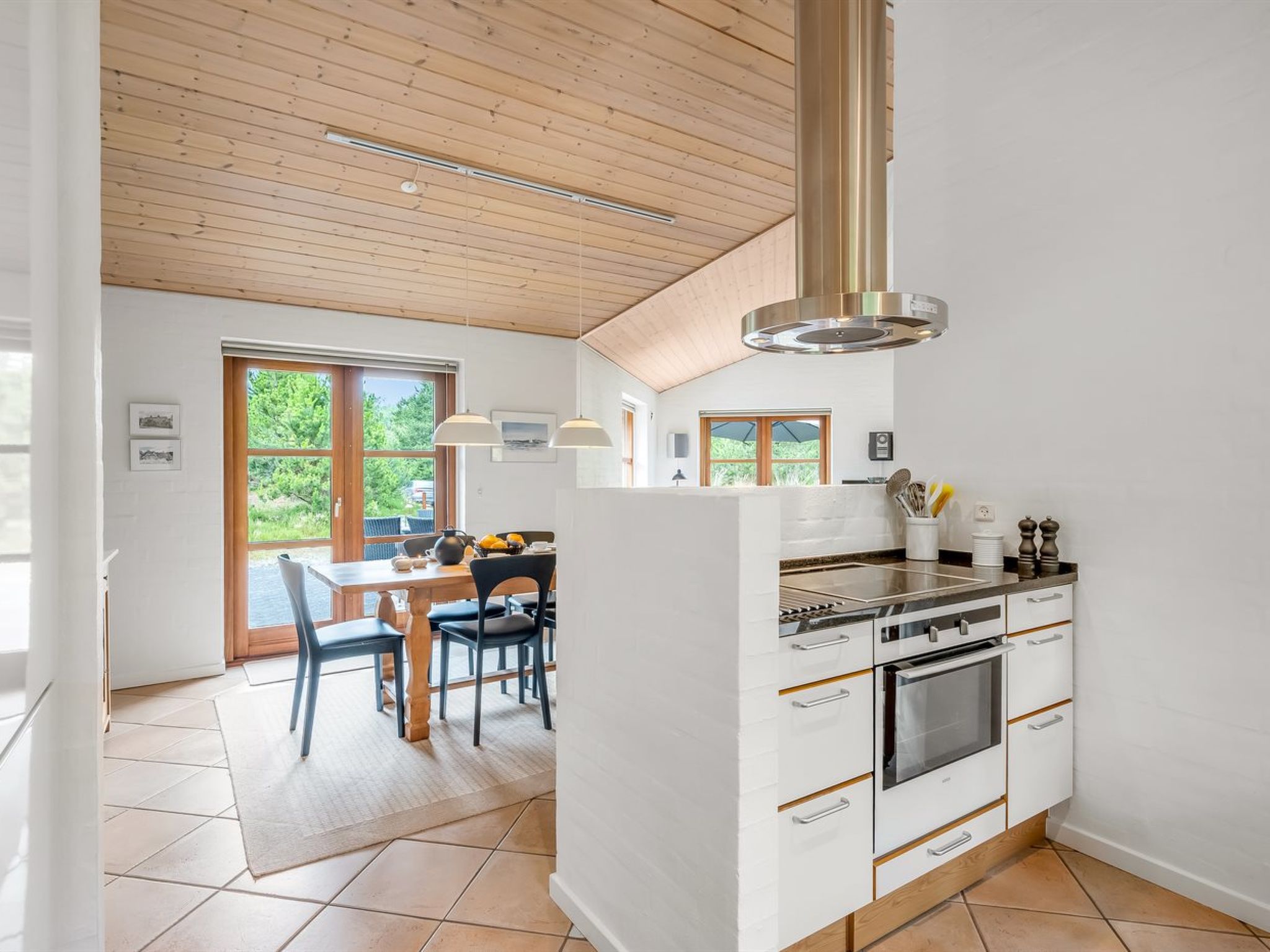 "Thormar" - 1.5km from the sea-Drinnen