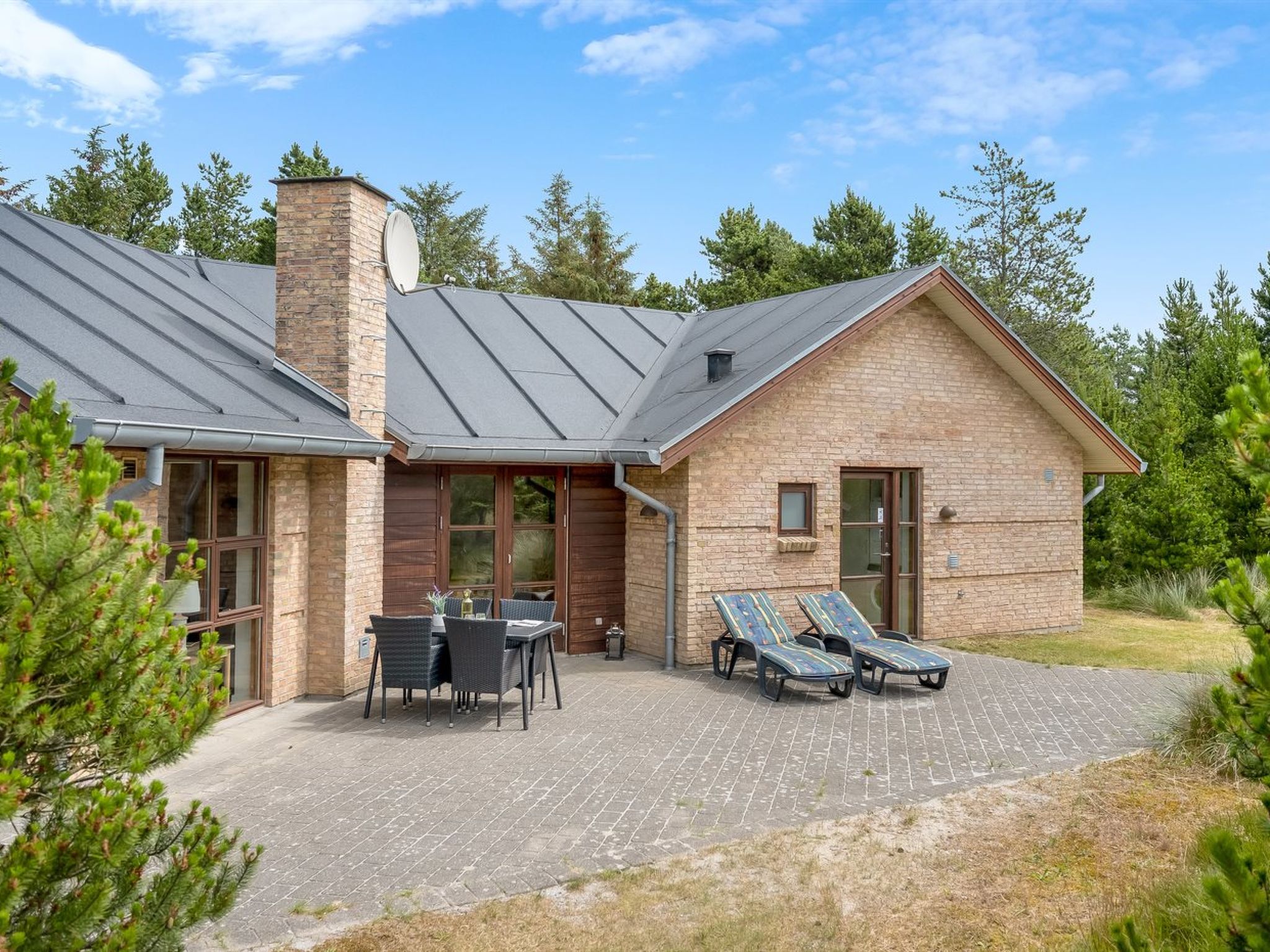 "Thormar" - 1.5km from the sea-Draußen