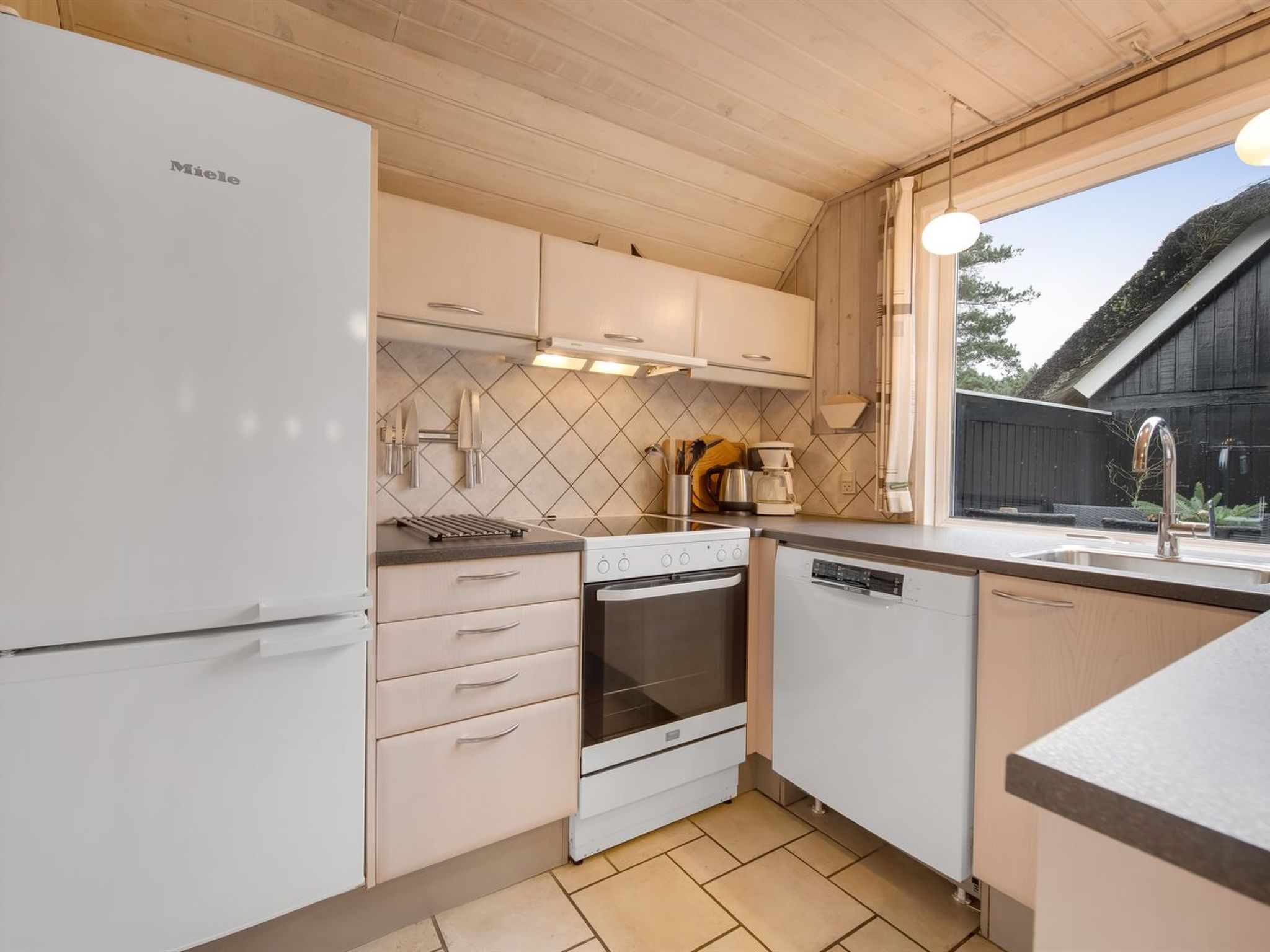 "Patrik" - 1.4km from the sea-Drinnen
