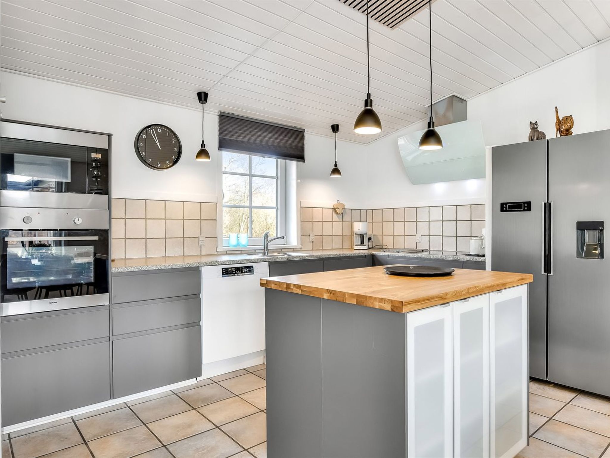 "Alfrida" - 1.5km from the sea - Binnen