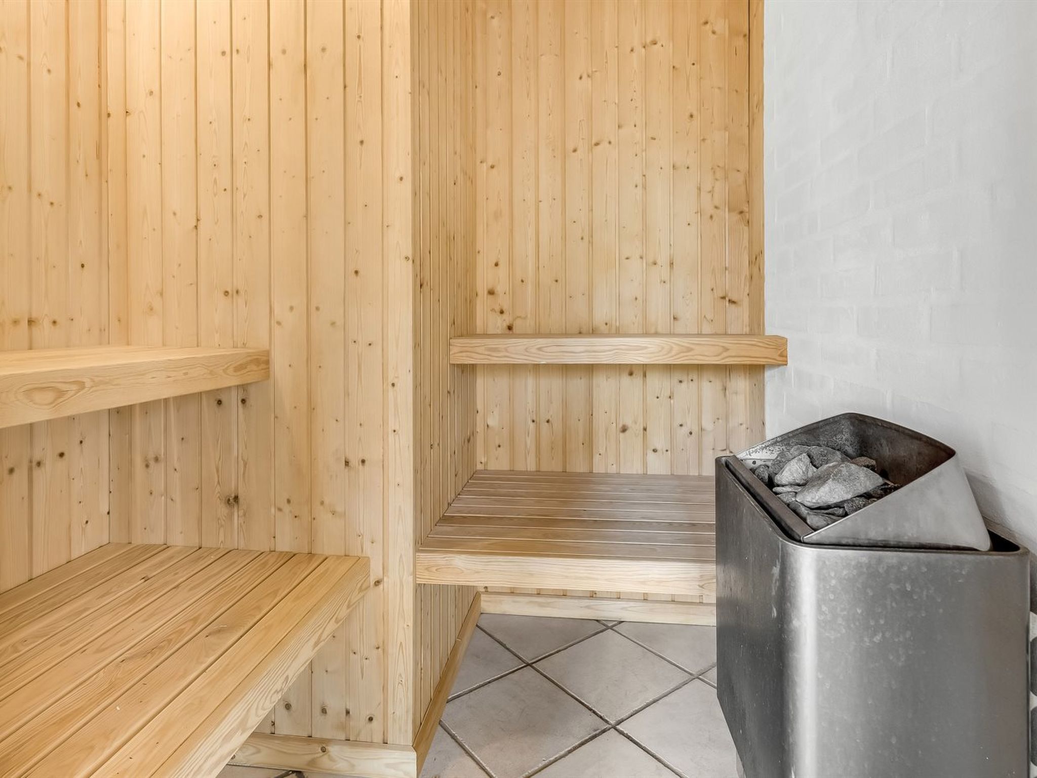 "Alfrida" - 1.5km from the sea - Binnen