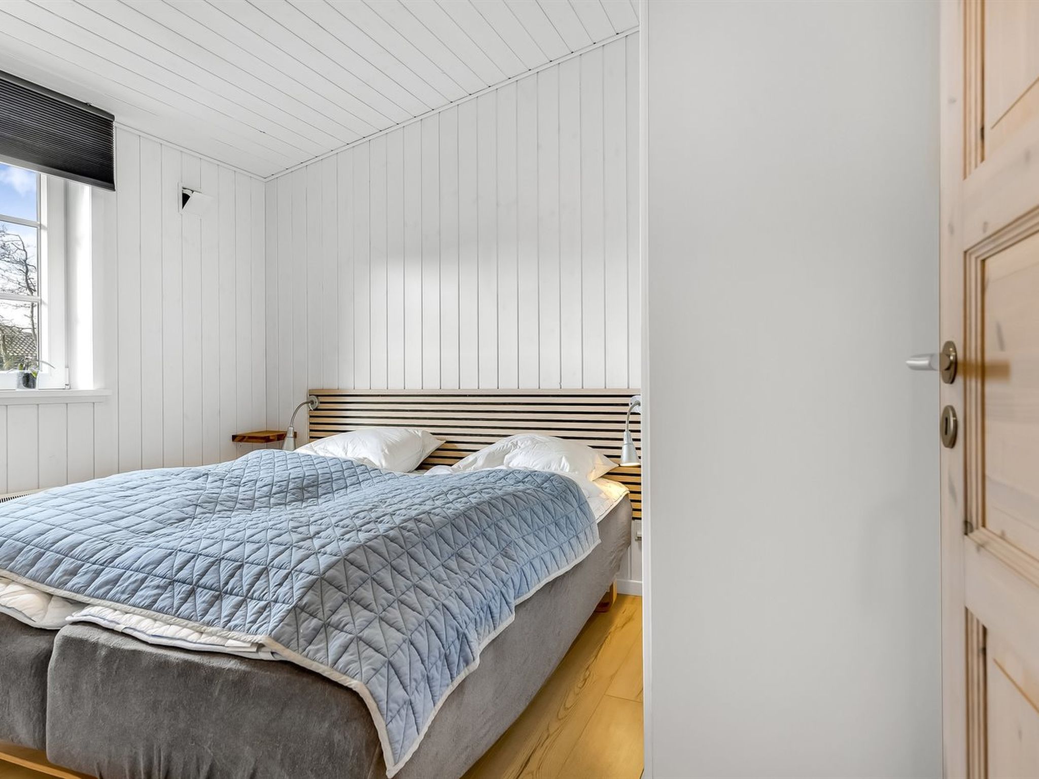 "Alfrida" - 1.5km from the sea - Binnen